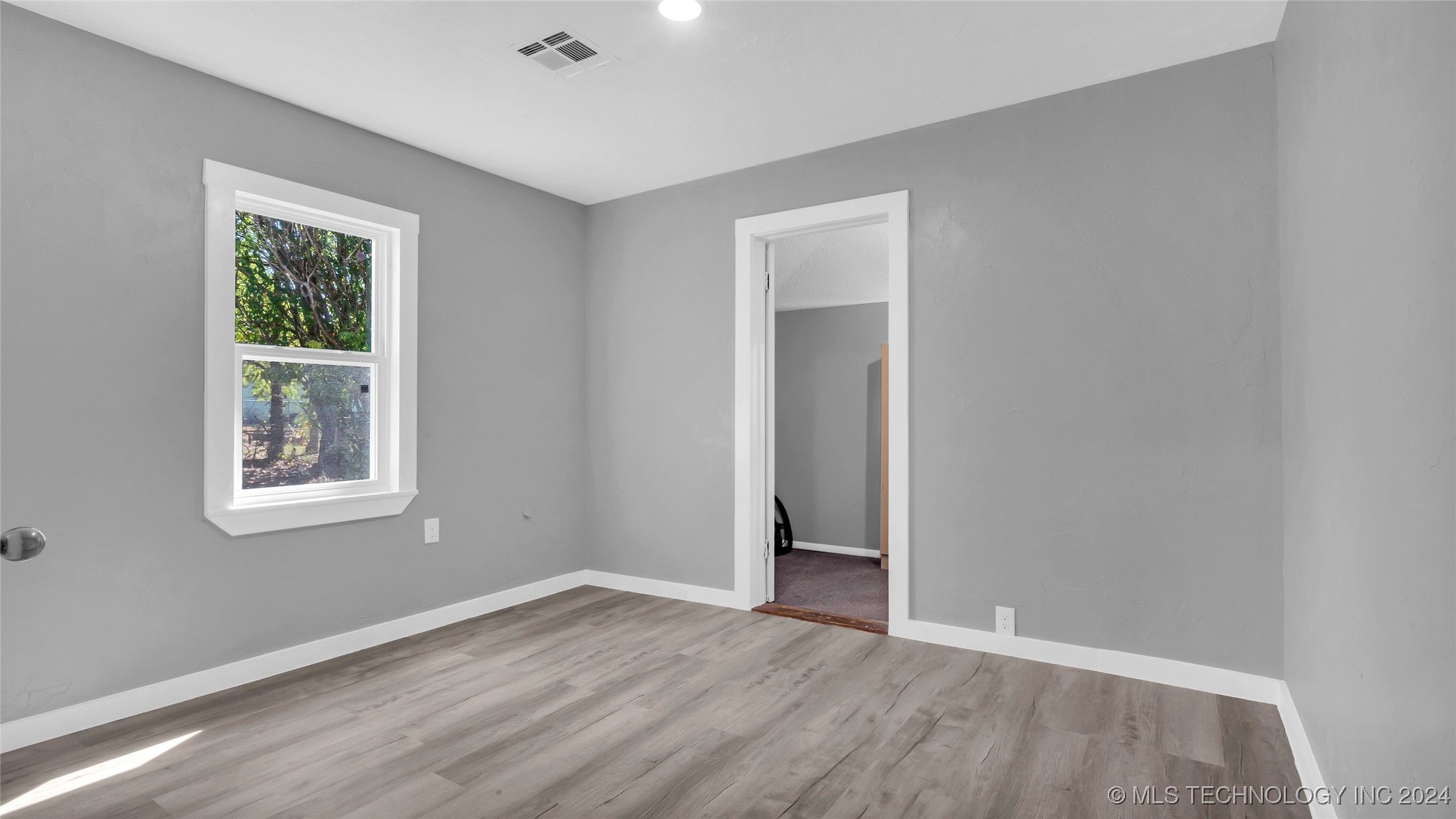 713 W 13th Street Property Photo 14