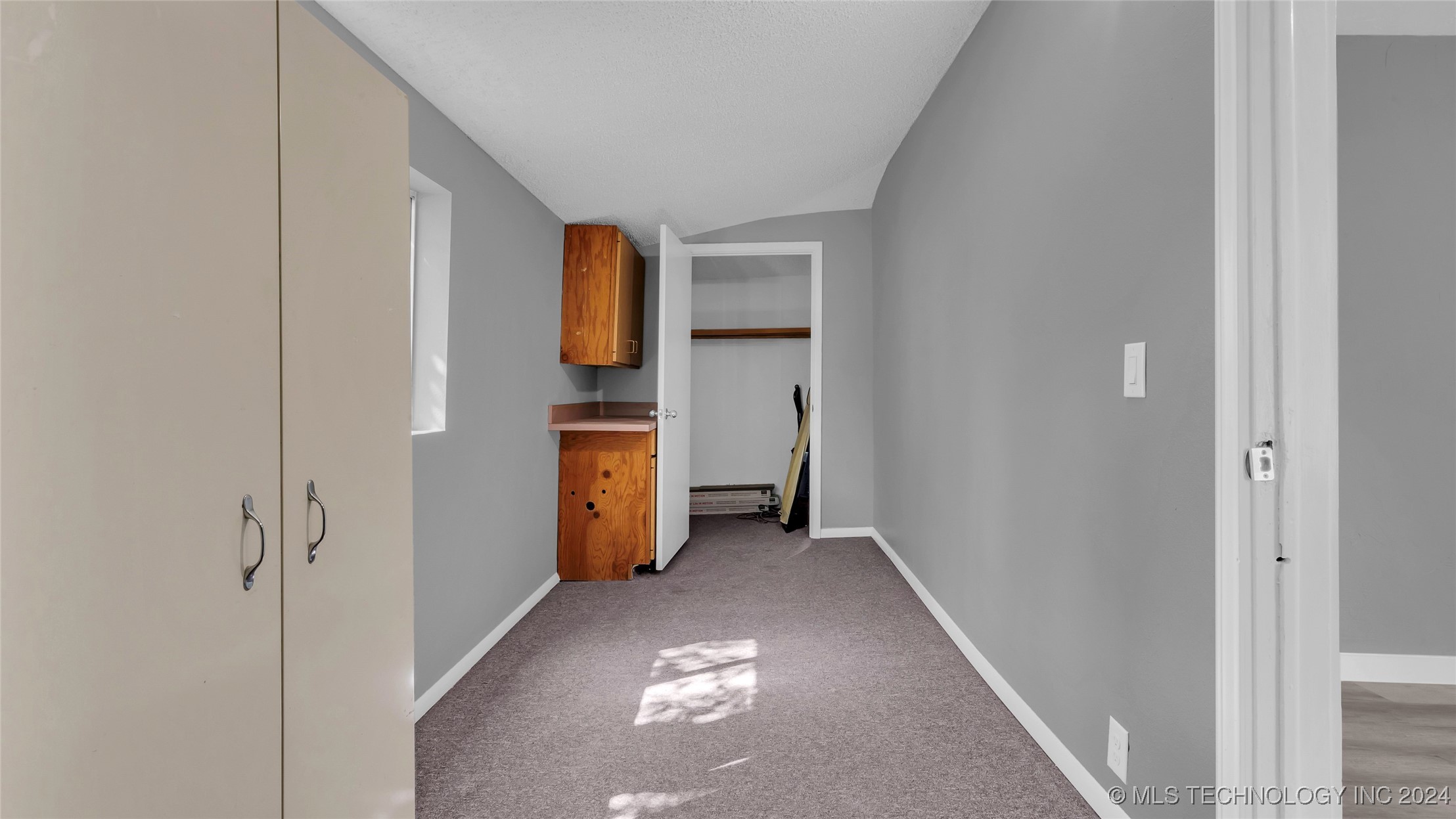 713 W 13th Street Property Photo 16