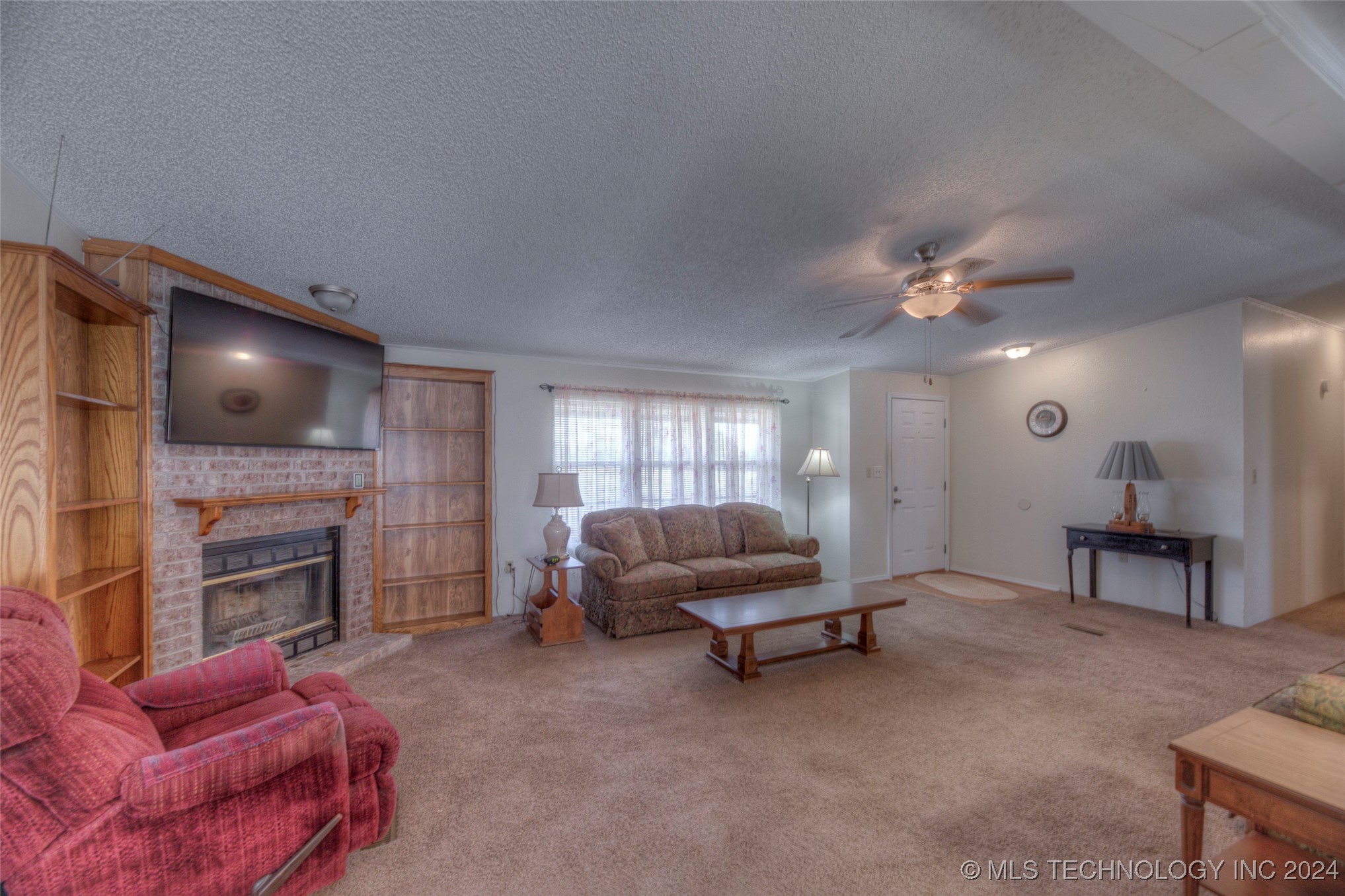 14526 S 161st East Avenue Property Photo 7