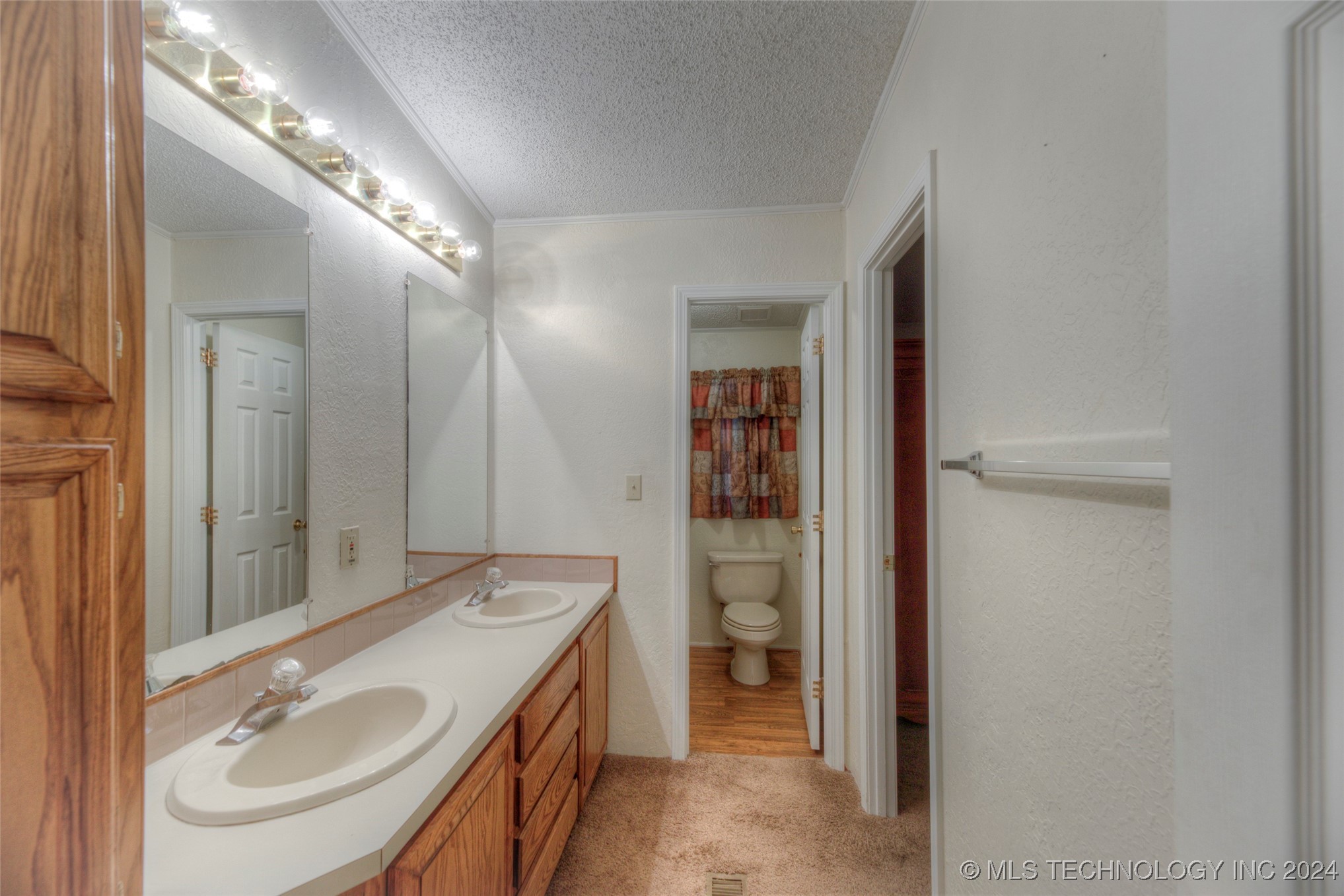 14526 S 161st East Avenue Property Photo 26