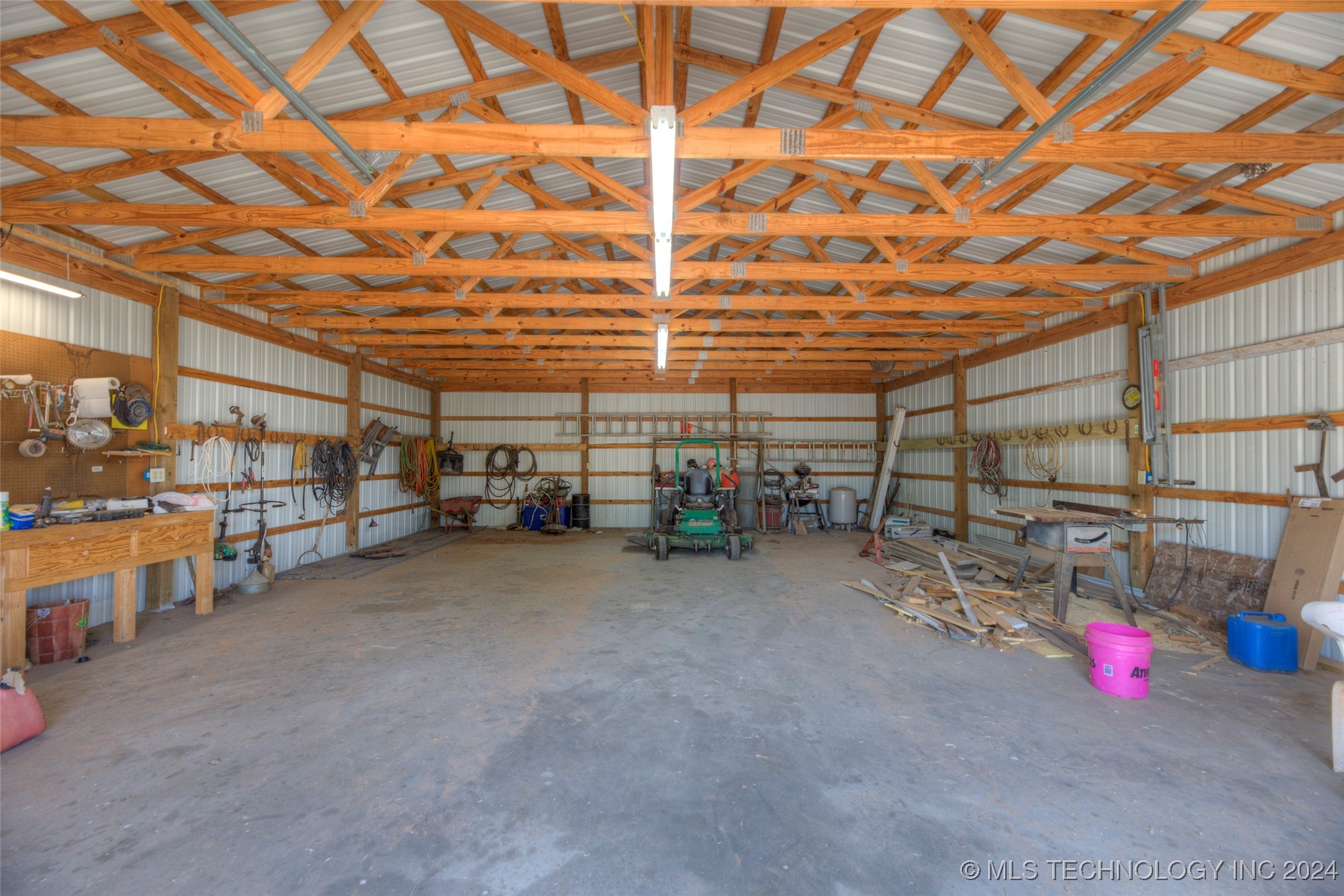 14526 S 161st East Avenue Property Photo 34
