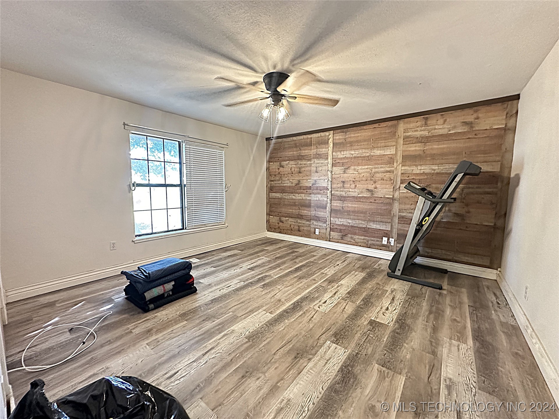 176407 N 3040 Road Property Photo 23