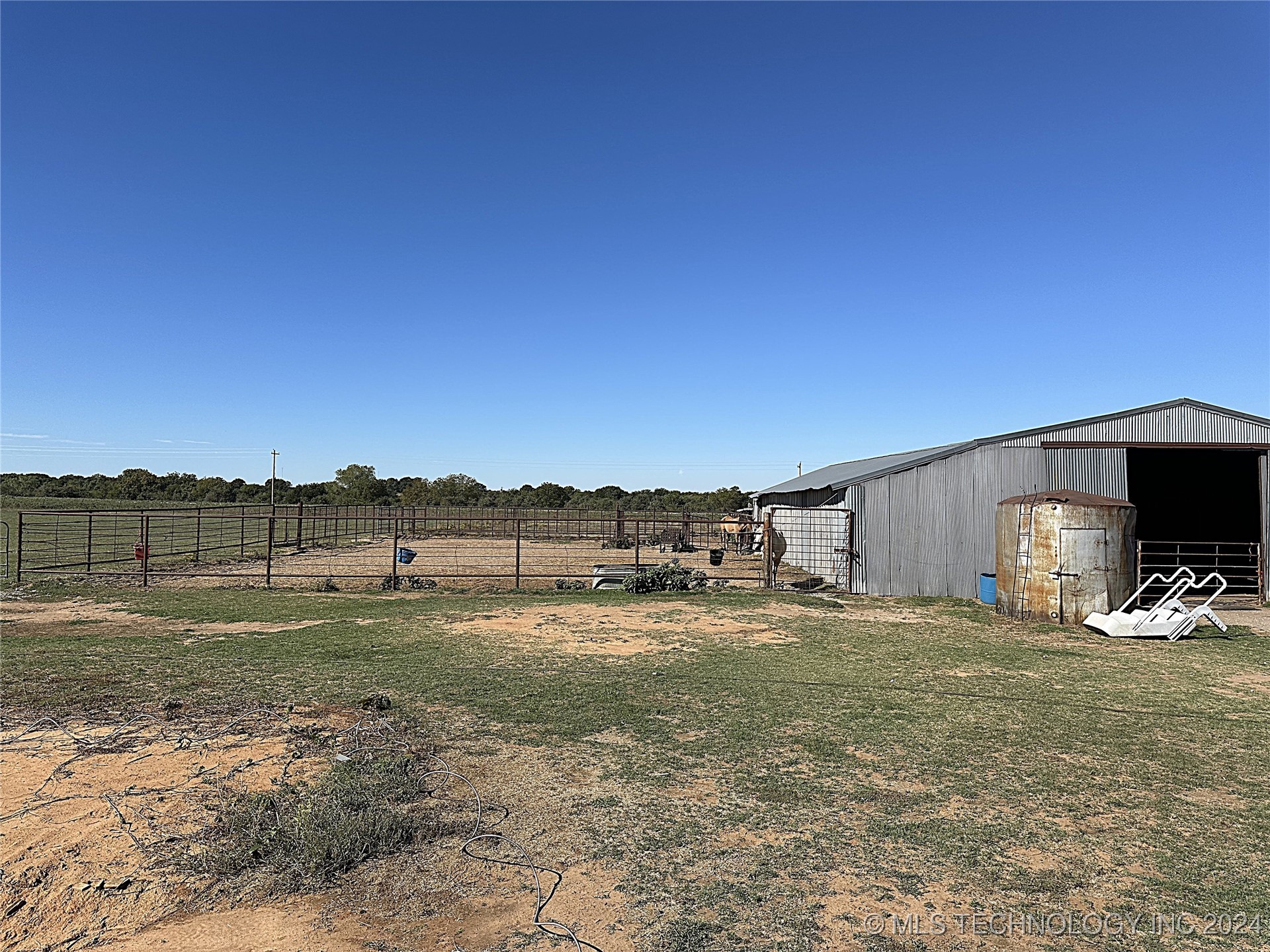 176407 N 3040 Road Property Photo 37