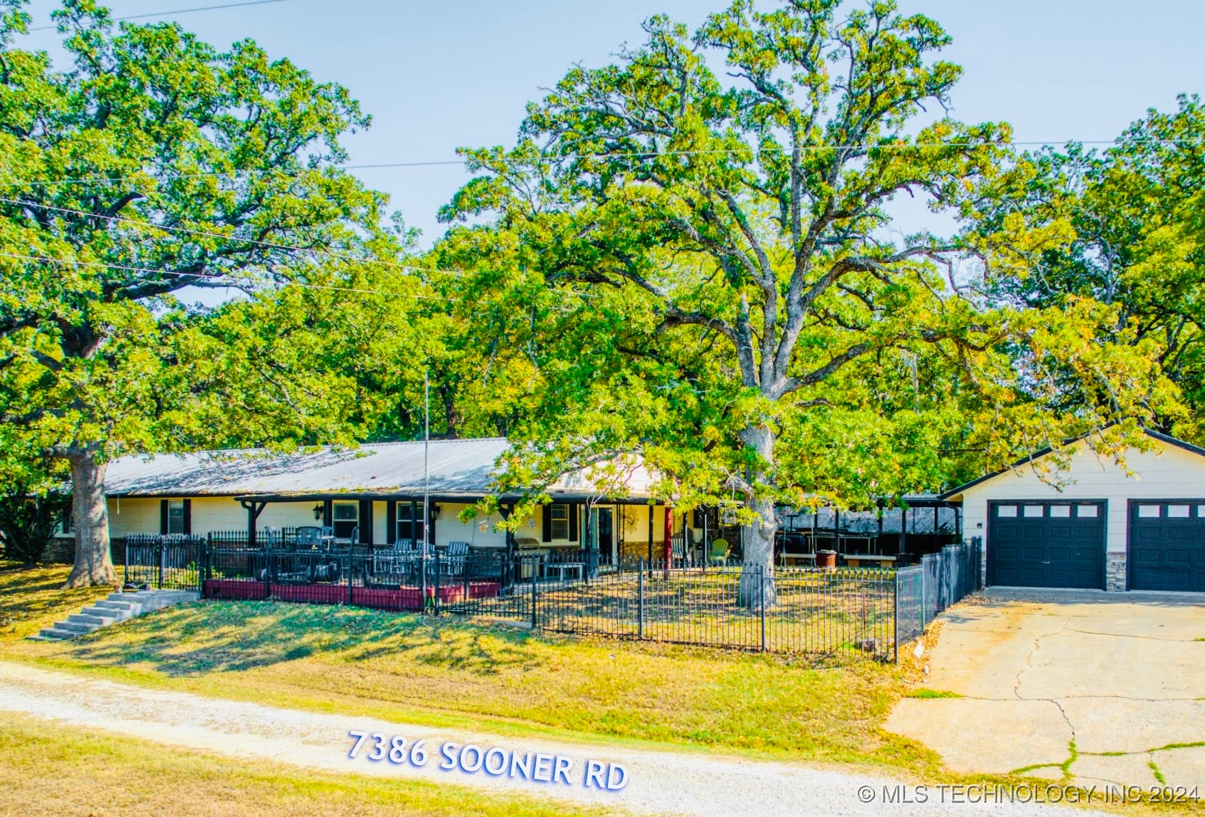 7386 Sooner Road Property Photo 8