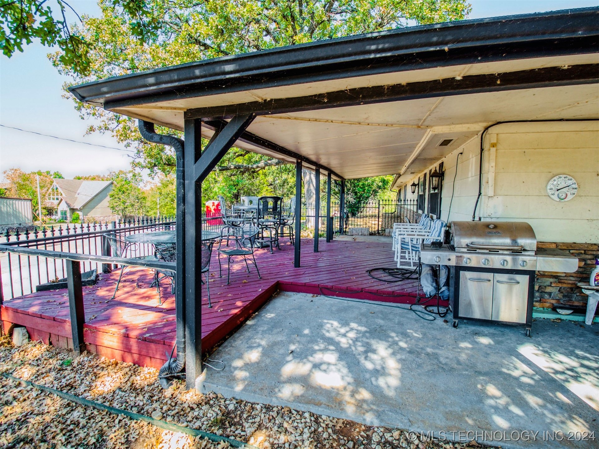 7386 Sooner Road Property Photo 11
