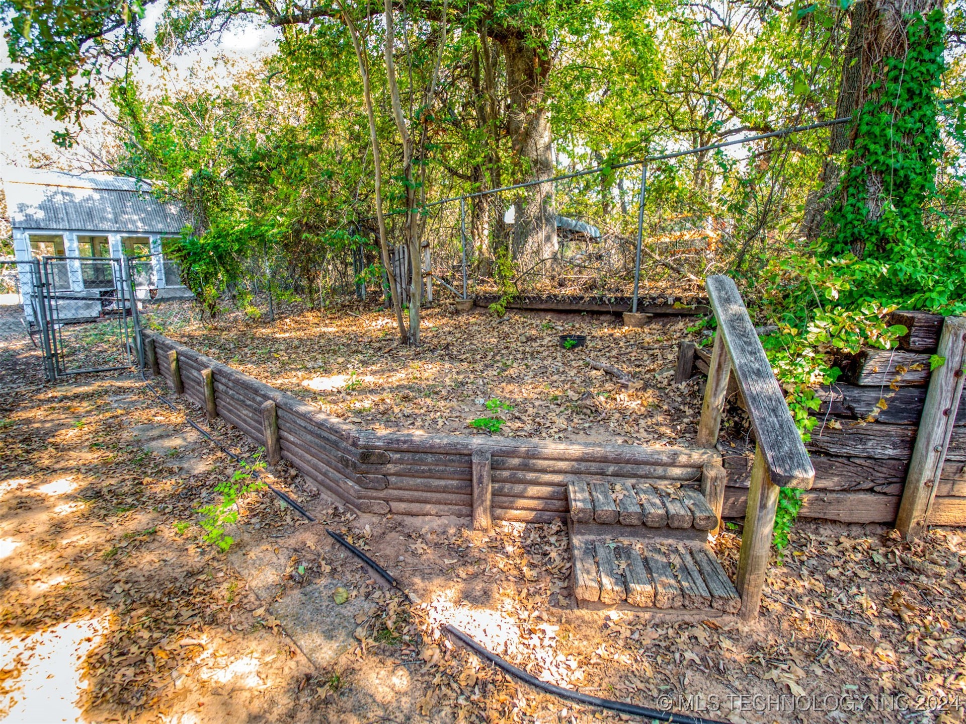 7386 Sooner Road Property Photo 12