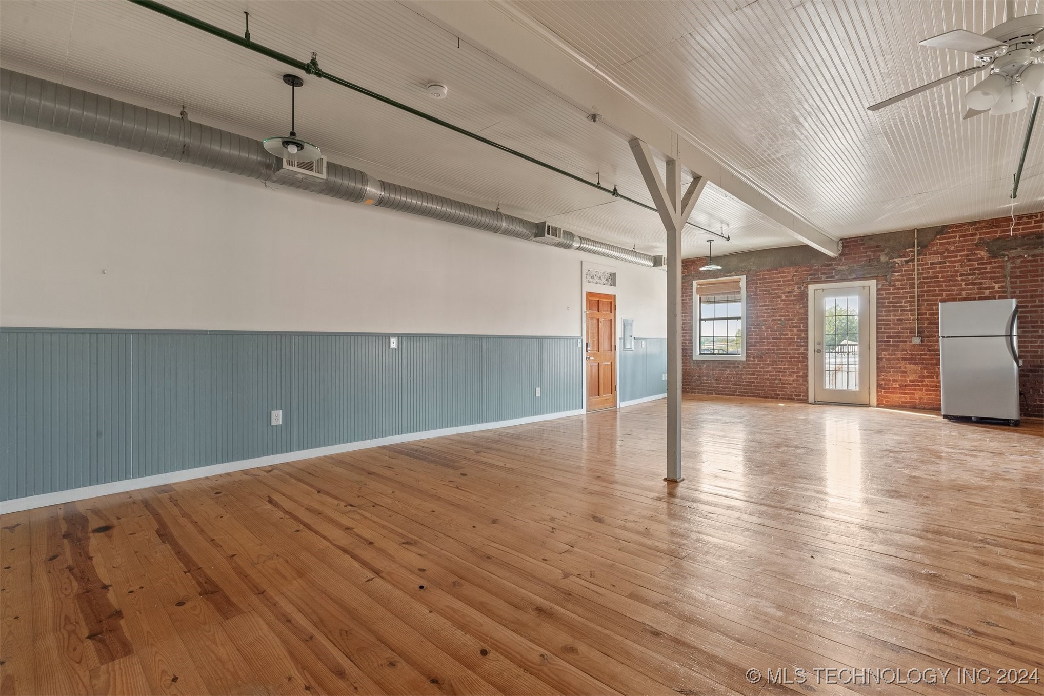 118 N Main Street Property Photo 34