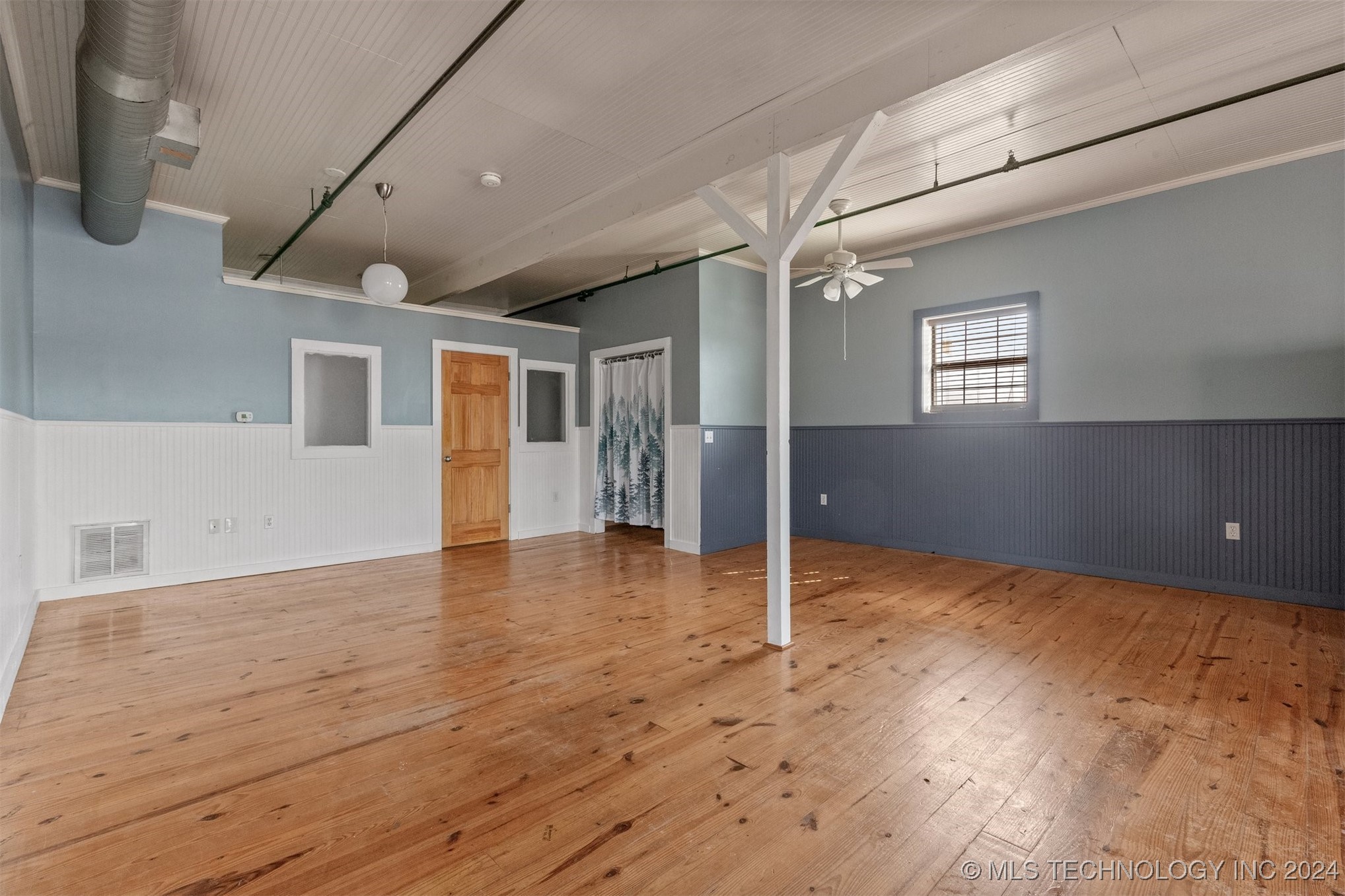 118 N Main Street Property Photo 43
