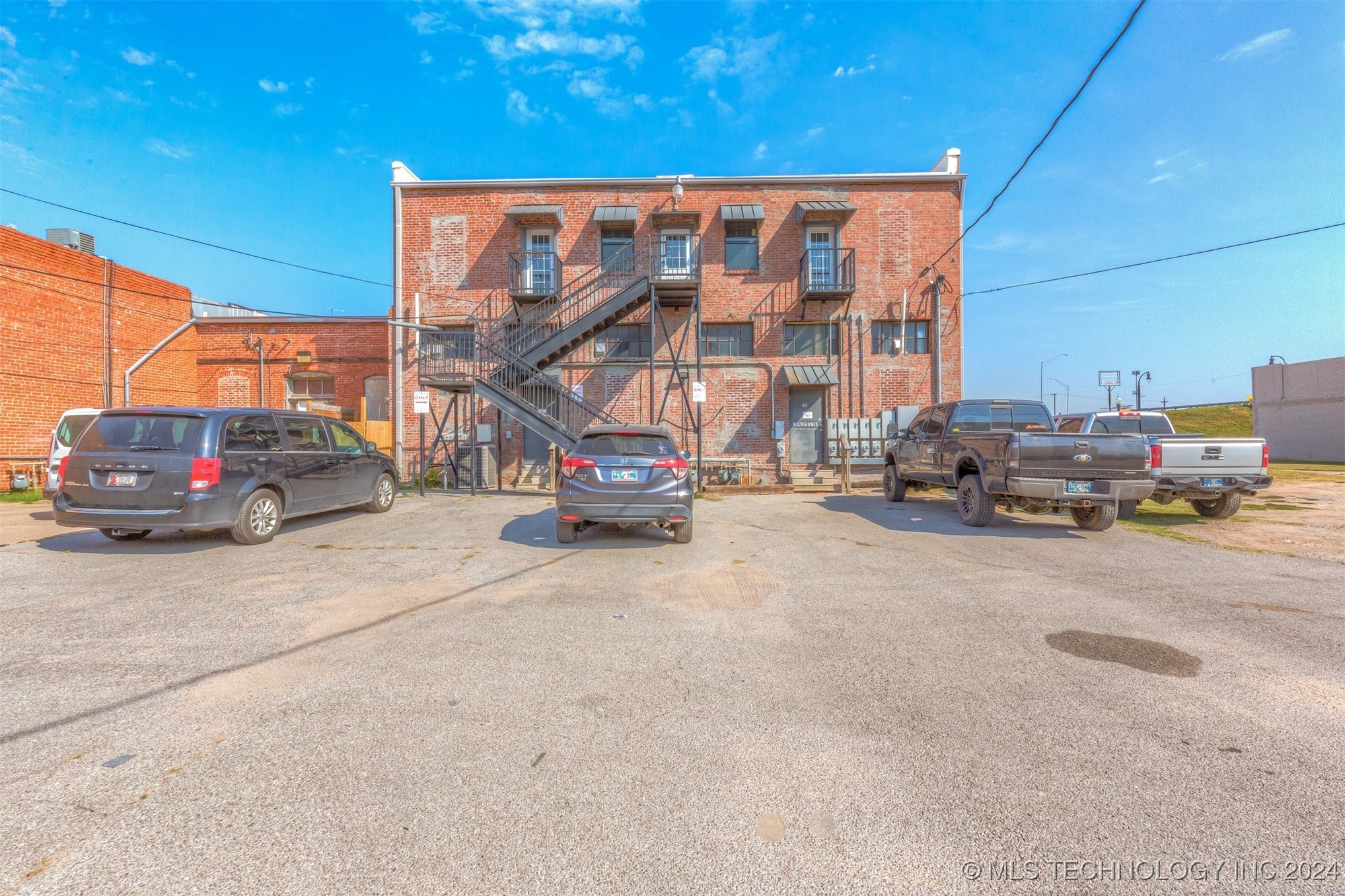 118 N Main Street Property Photo 46