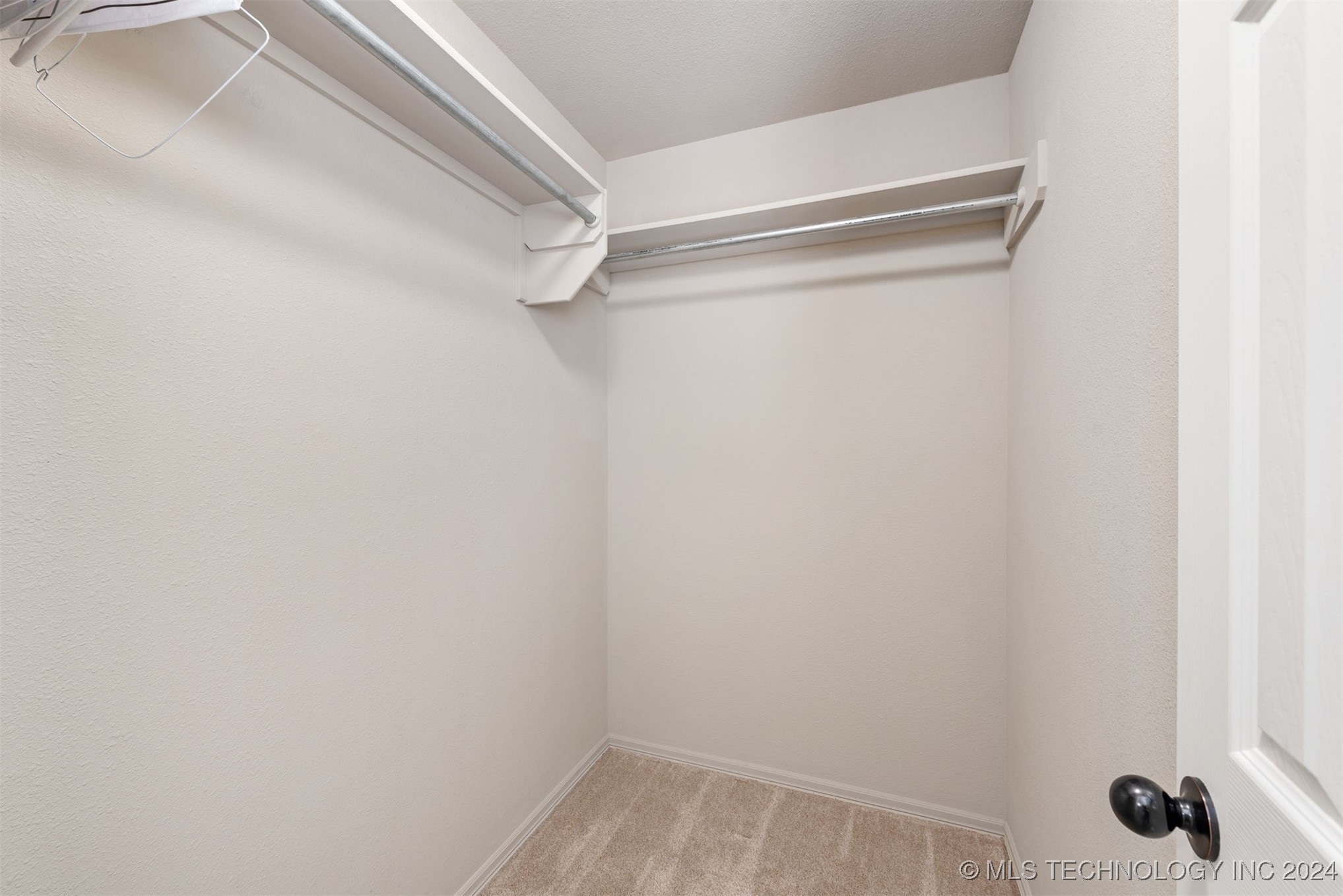 13115 S 92 East Avenue Property Photo 27