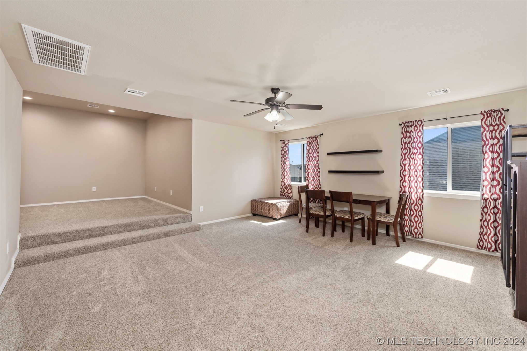 13115 S 92 East Avenue Property Photo 31