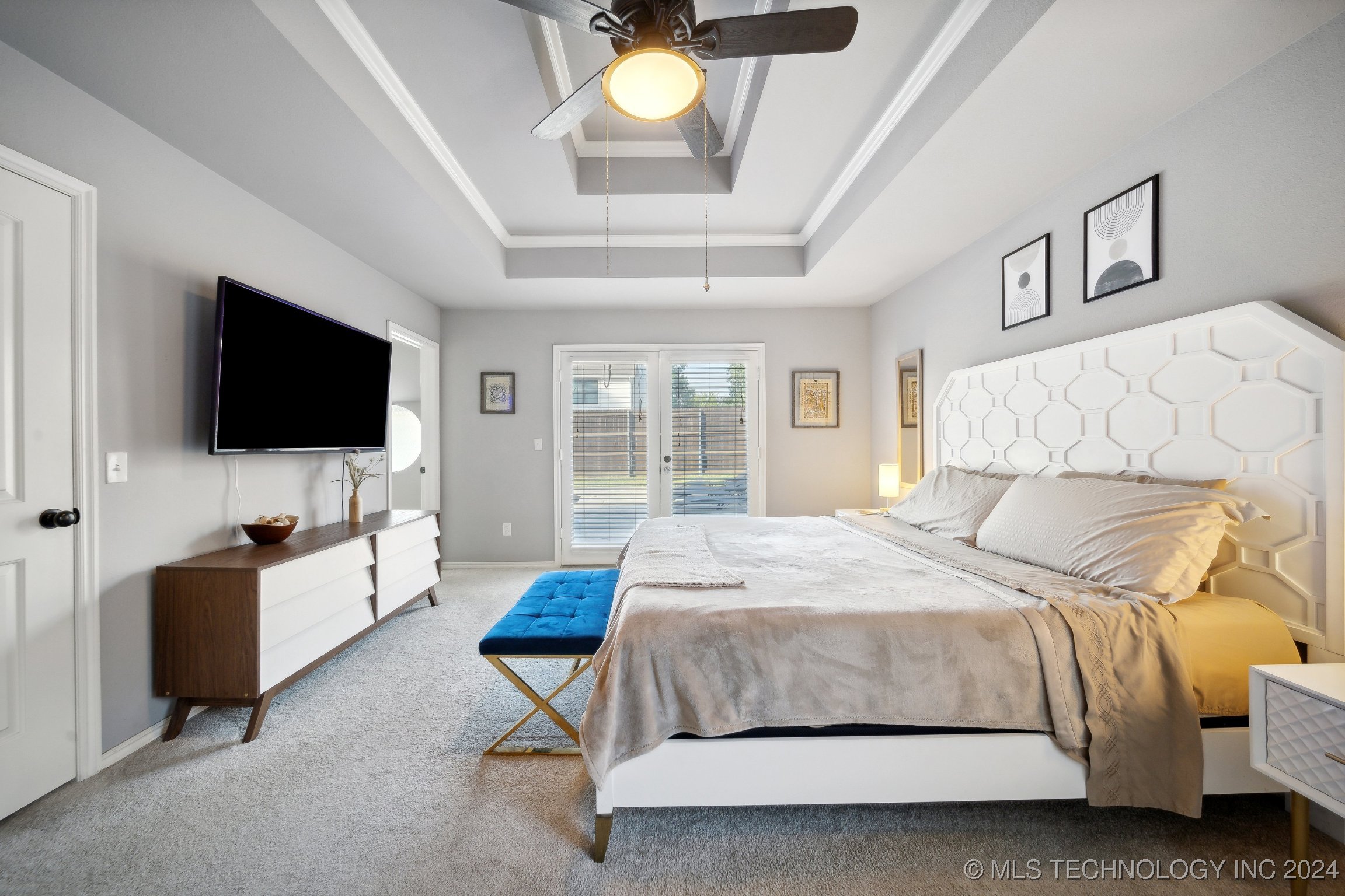 2527 W 68th Place Property Photo 17