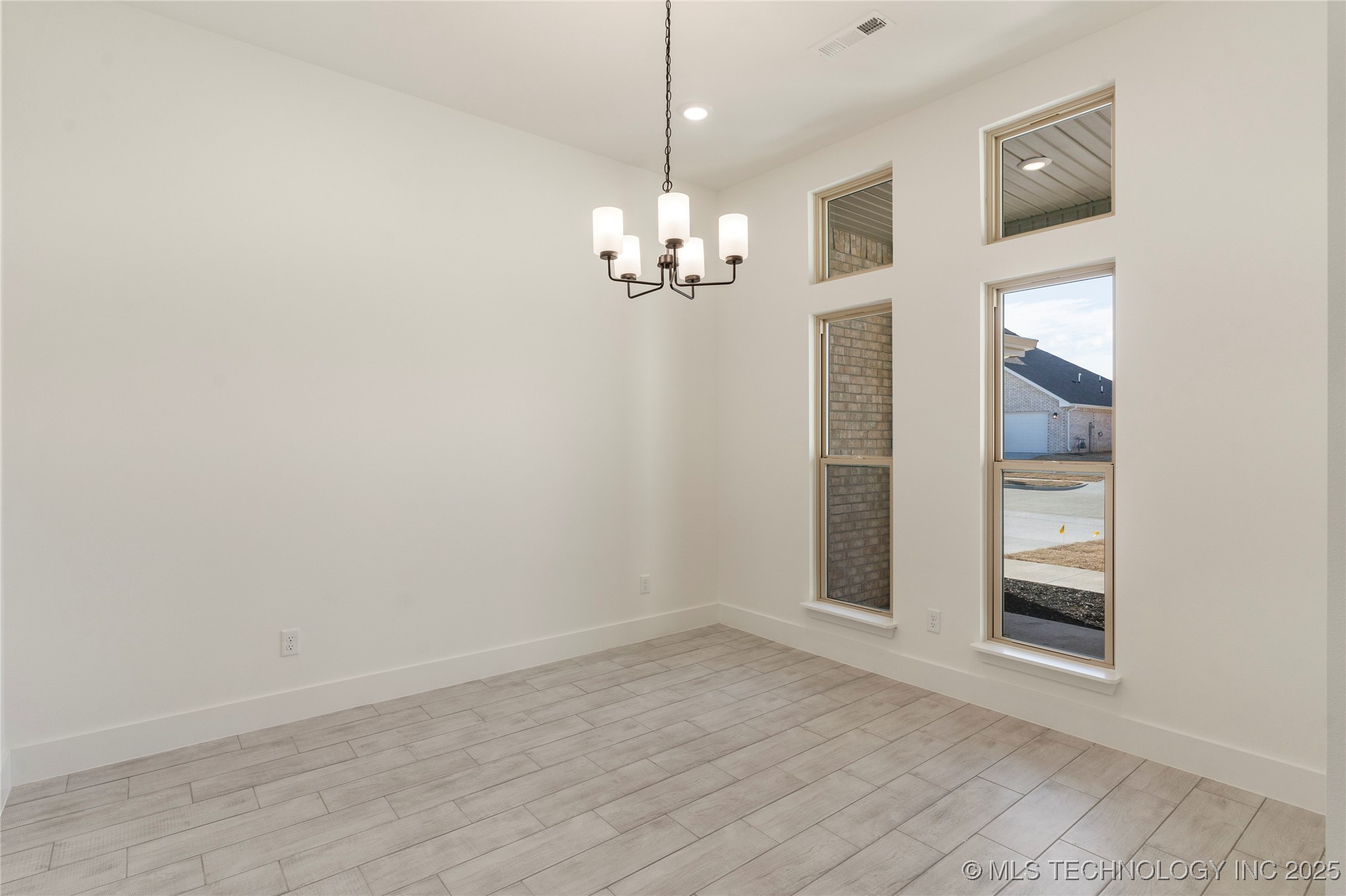 2800 E Northampton Street Property Photo 13