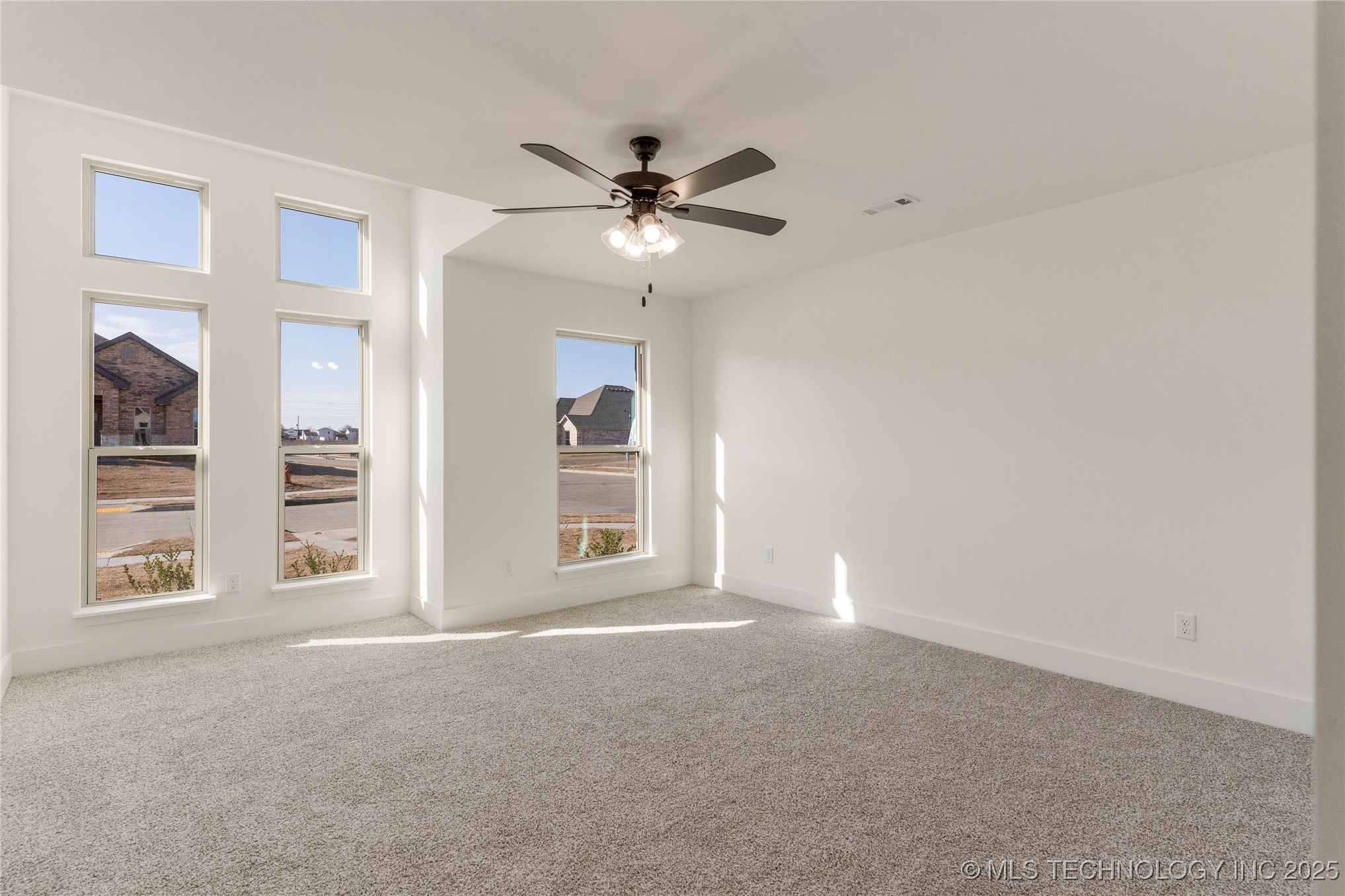 2800 E Northampton Street Property Photo 15