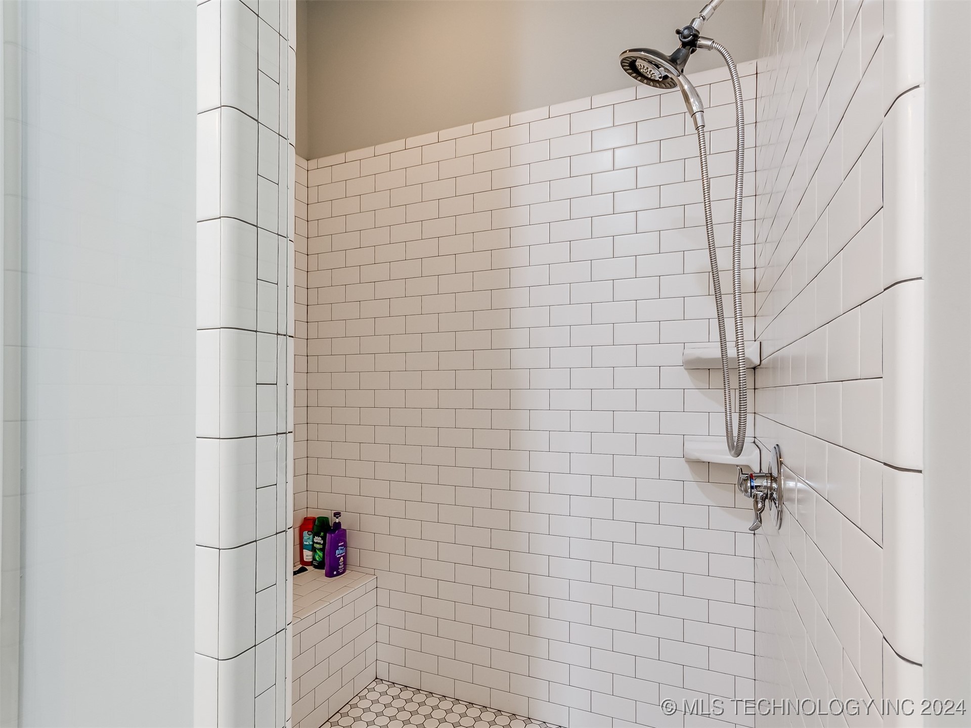 86 Ridgeline Property Photo 24