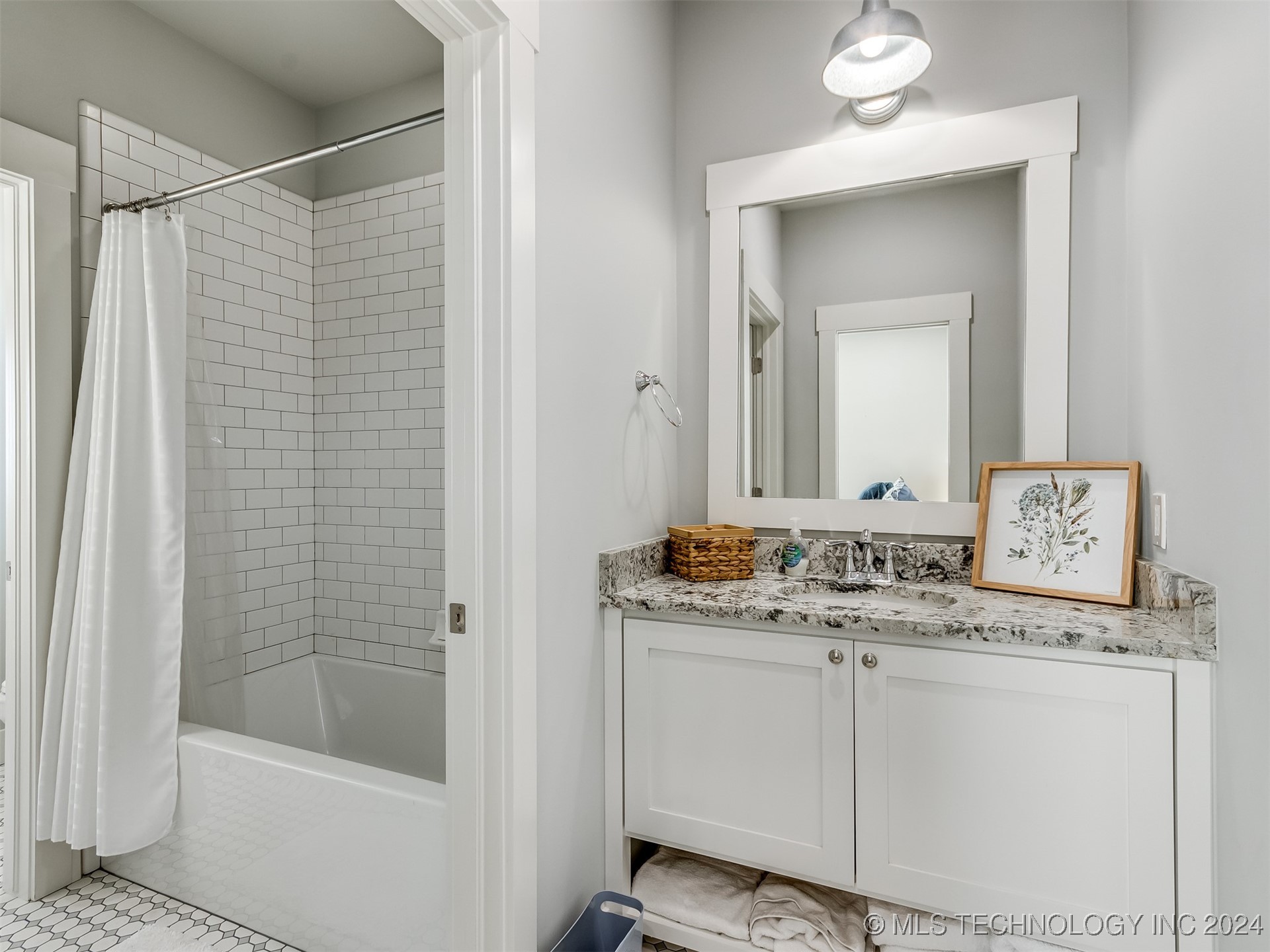 86 Ridgeline Property Photo 41