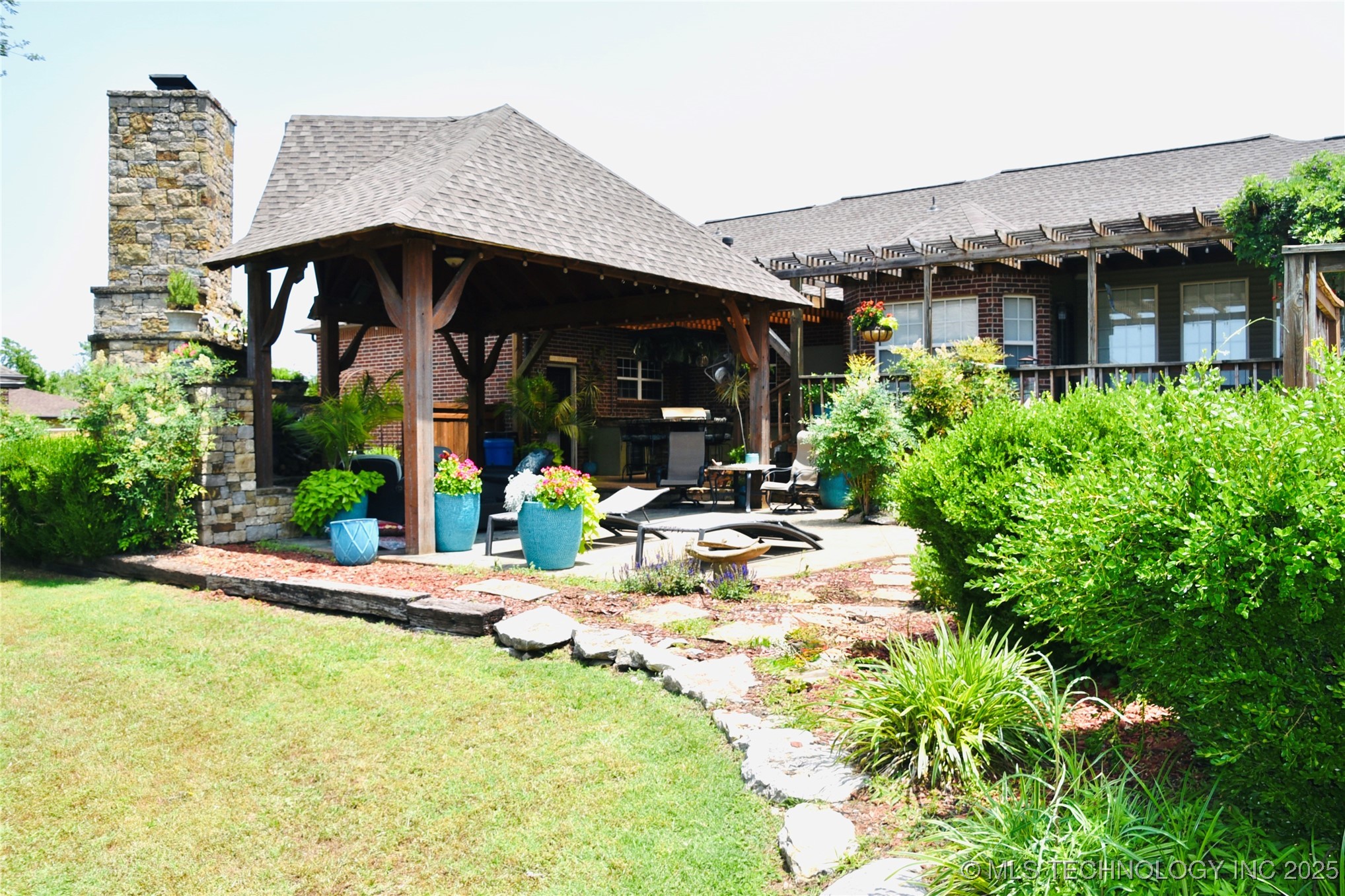 1150 N Lynn Lane Road Property Photo 4