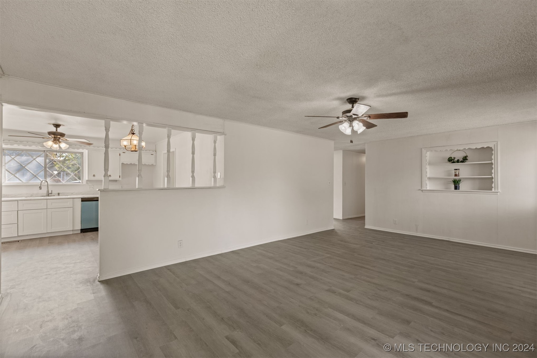 1218 S 103rd East Avenue Property Photo 18