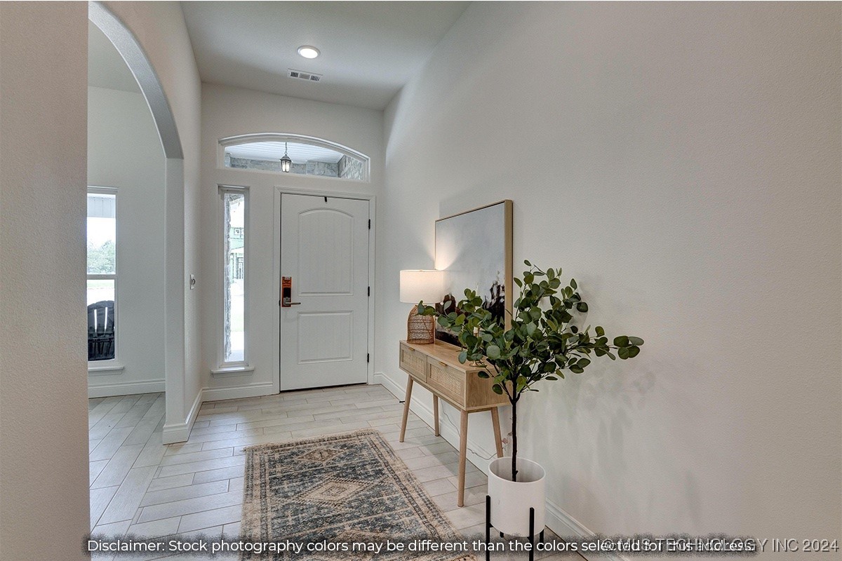 2805 E Northampton Street Property Photo 4