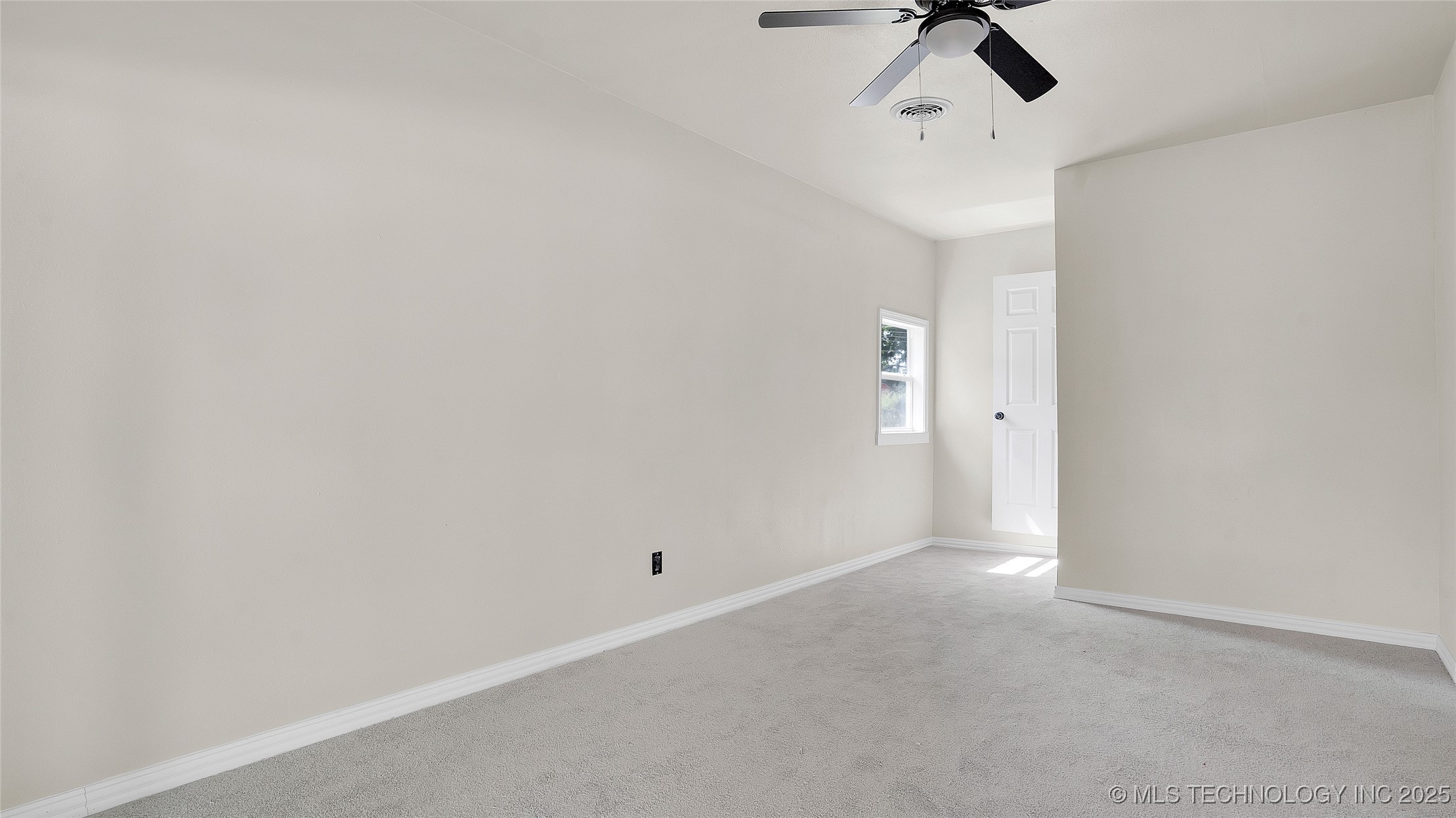 711 Nw Elizabeth Street Property Photo 18