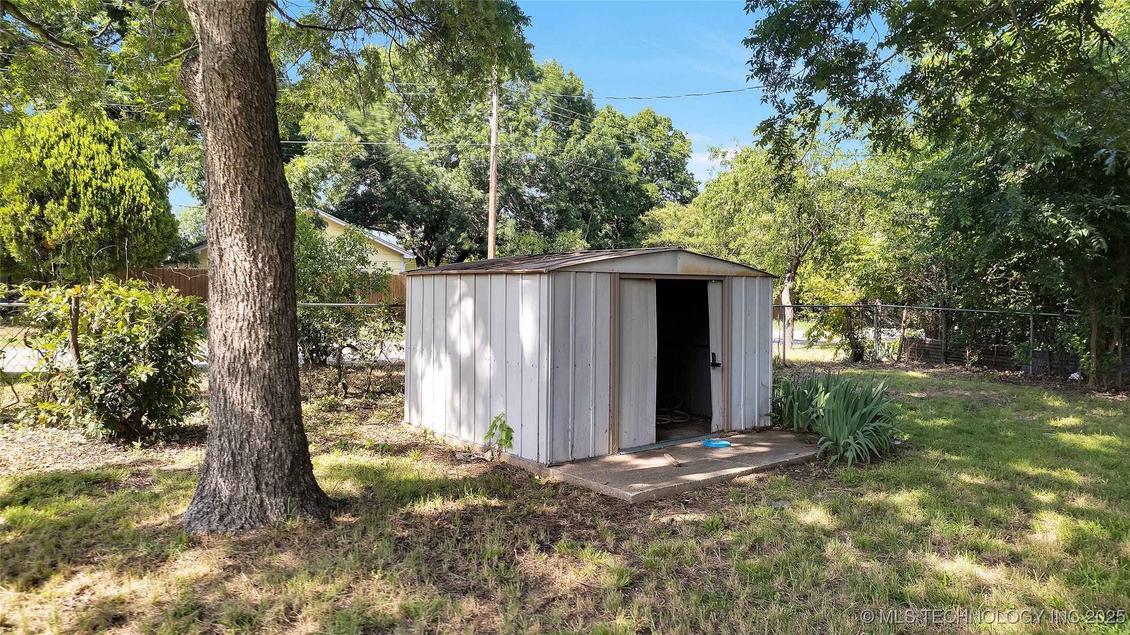 711 Nw Elizabeth Street Property Photo 29