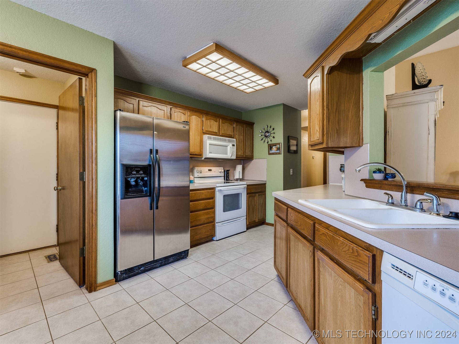 5116 S Spruce Drive Property Photo 26