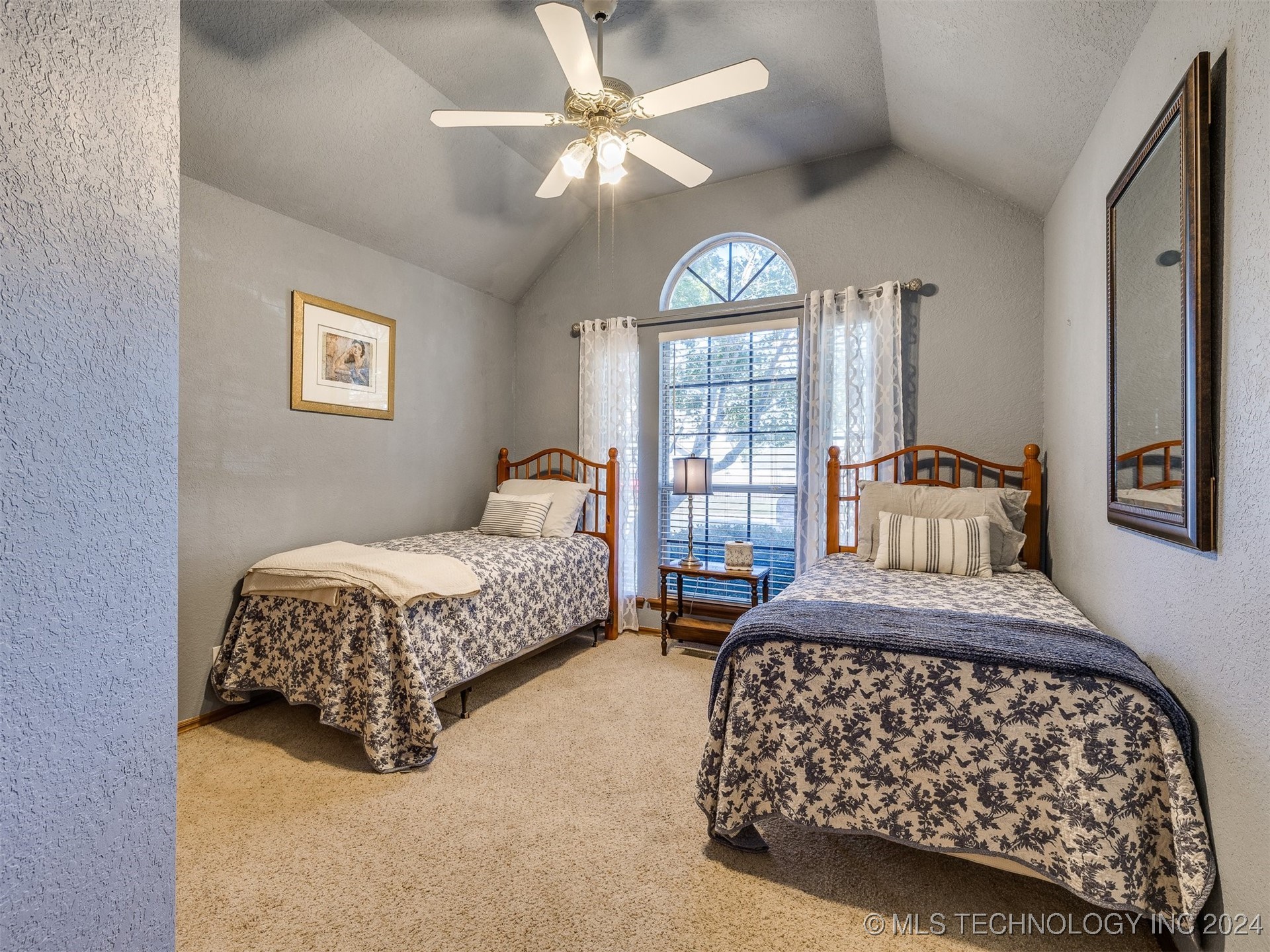 5116 S Spruce Drive Property Photo 43