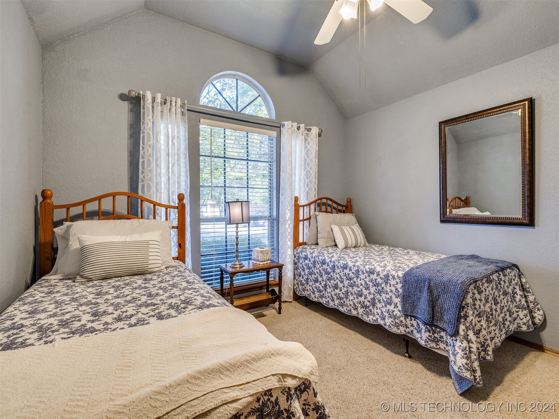 5116 S Spruce Drive Property Photo 44