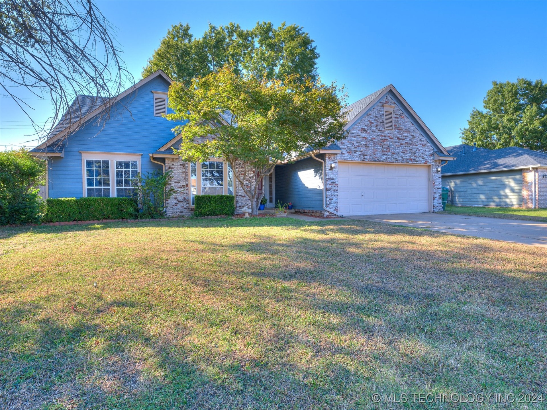 5116 S Spruce Drive Property Photo 51