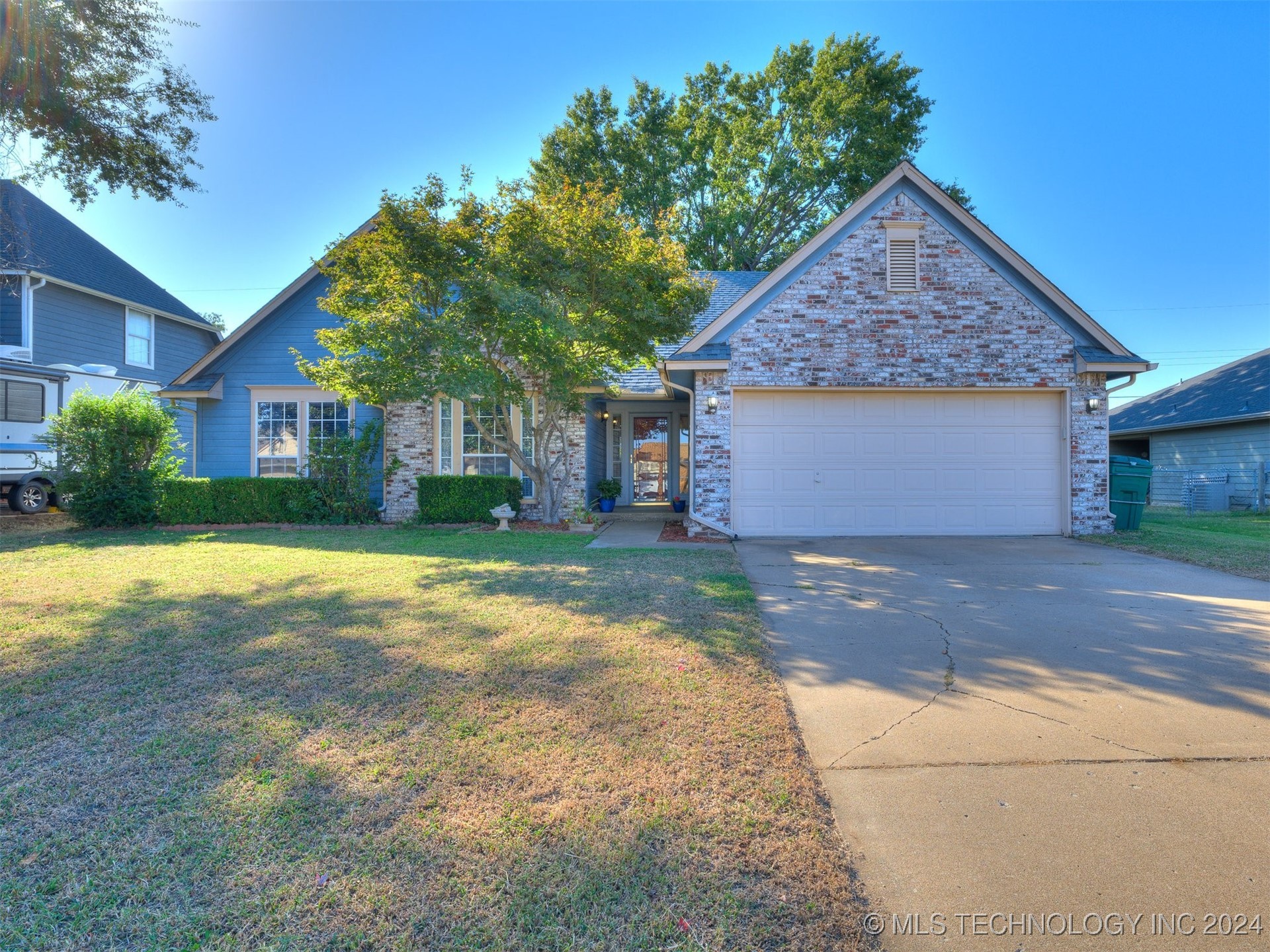 5116 S Spruce Drive Property Photo 52