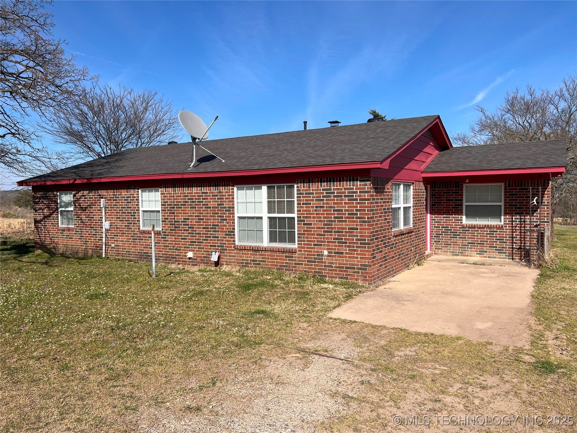 20225 N County Road 4490 Property Photo 1
