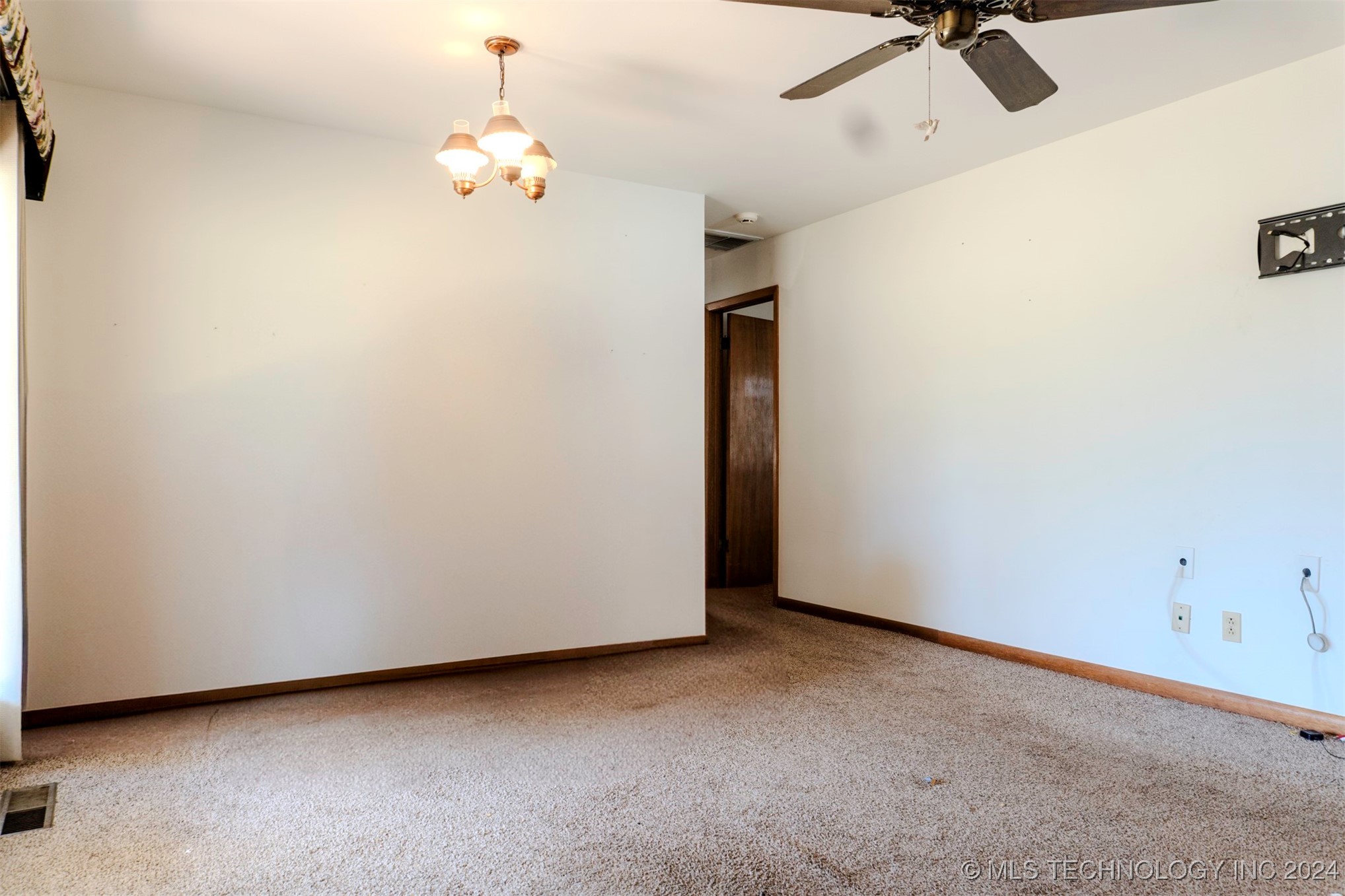 6443 S 347th West Avenue Property Photo 16