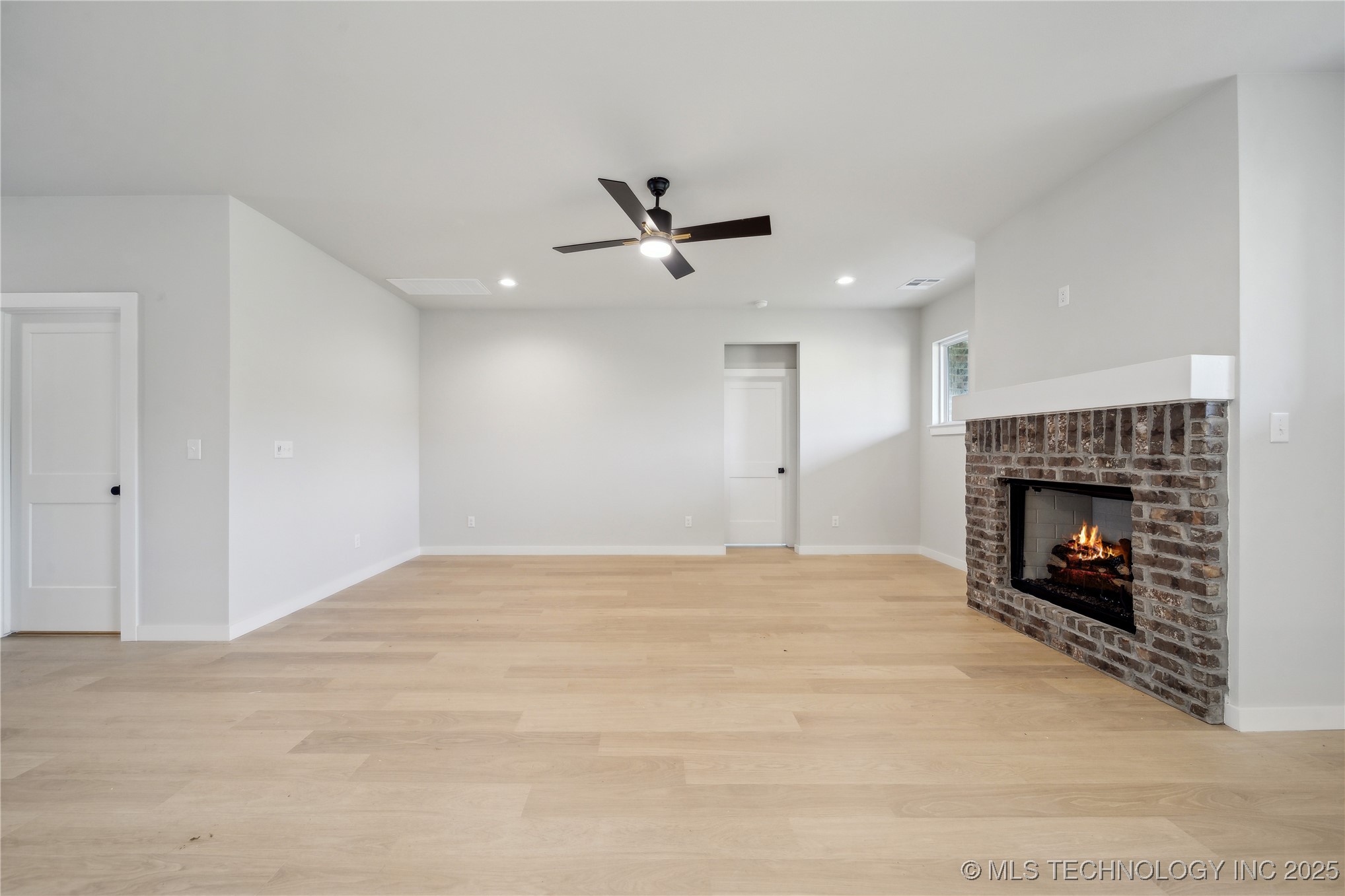 27815 E 107th Street S Property Photo 11
