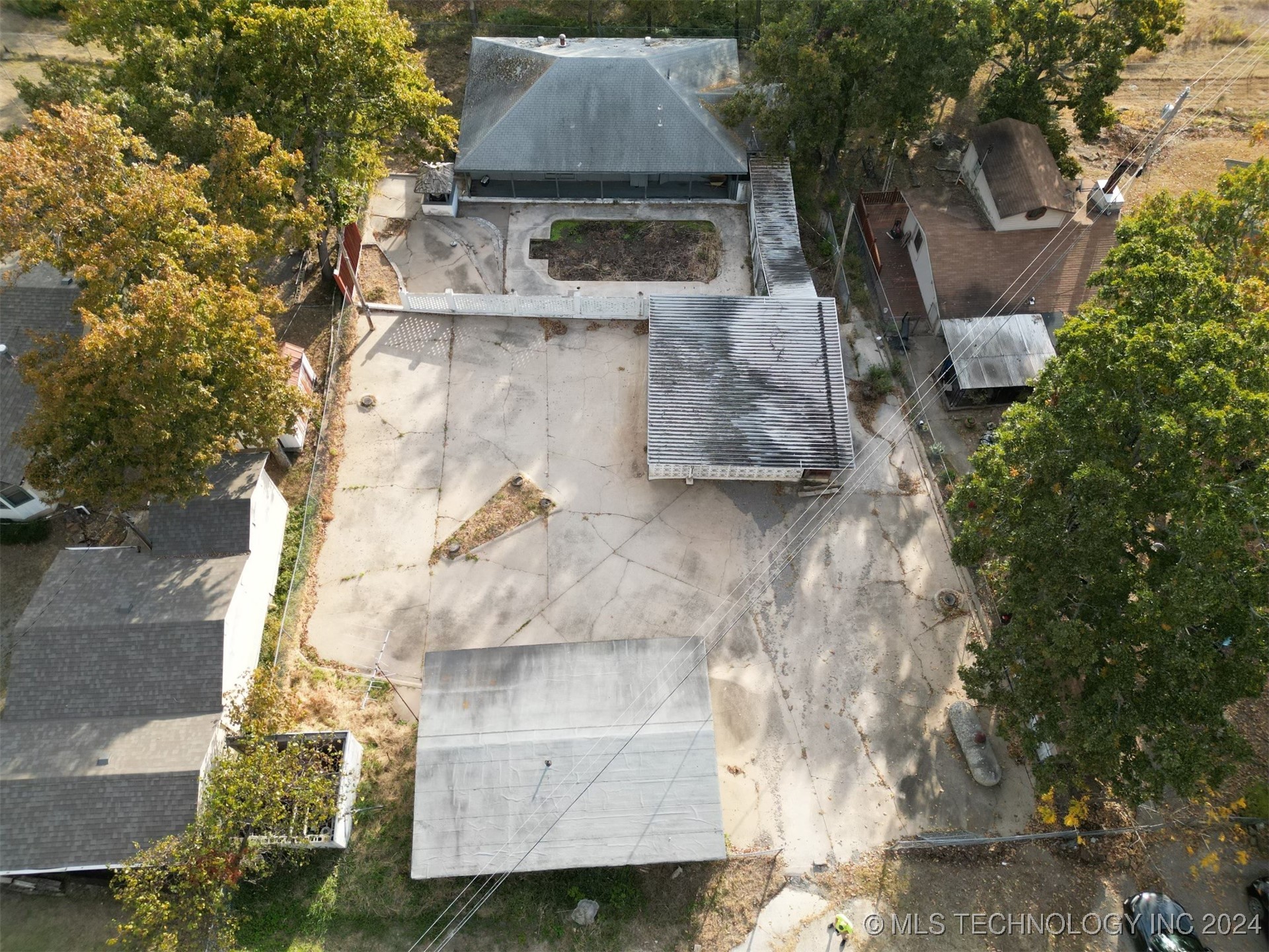 20326 S Rocky Haven Drive Property Photo 4
