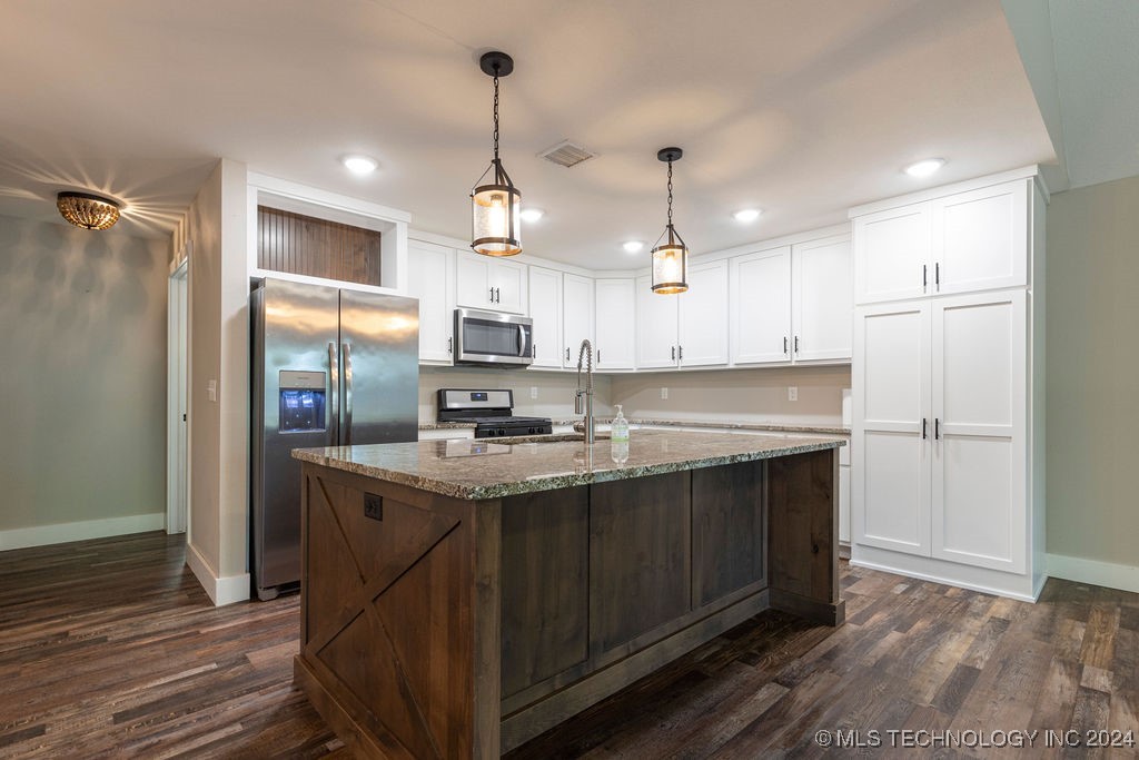 Grove Rogers & Jones Real Estate Listings Main Image