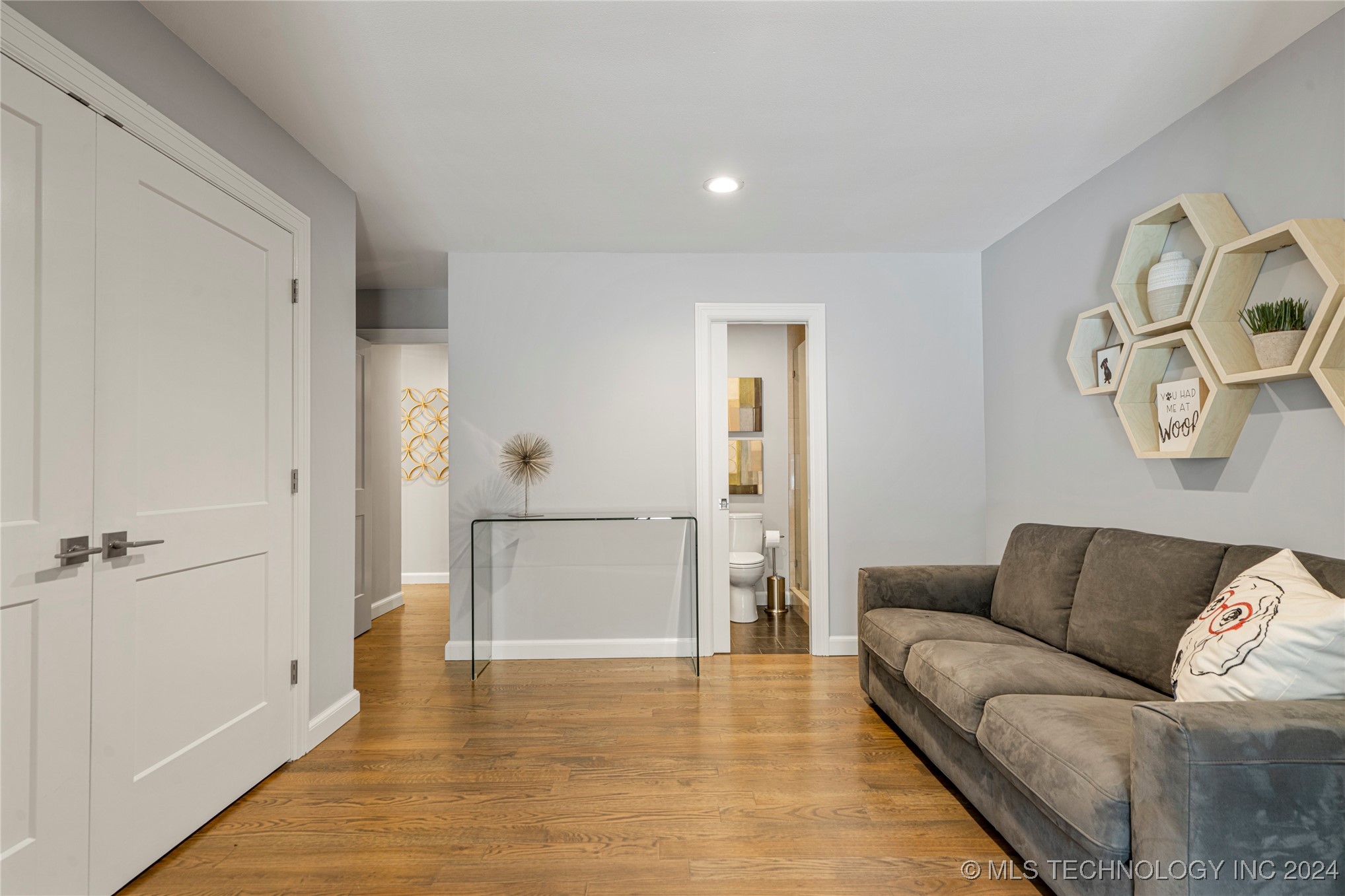 9649 S Sandusky Avenue Property Photo 36