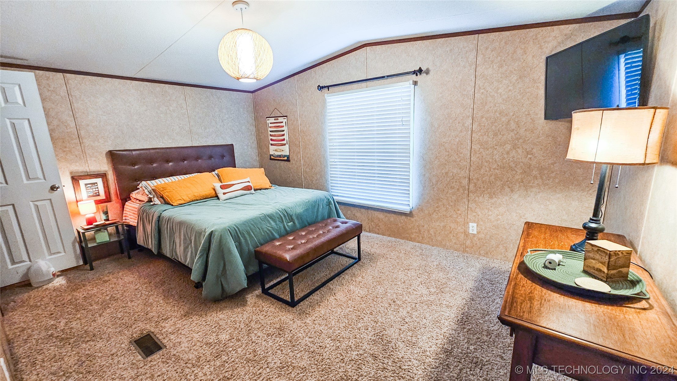 8 F Drive Property Photo 22
