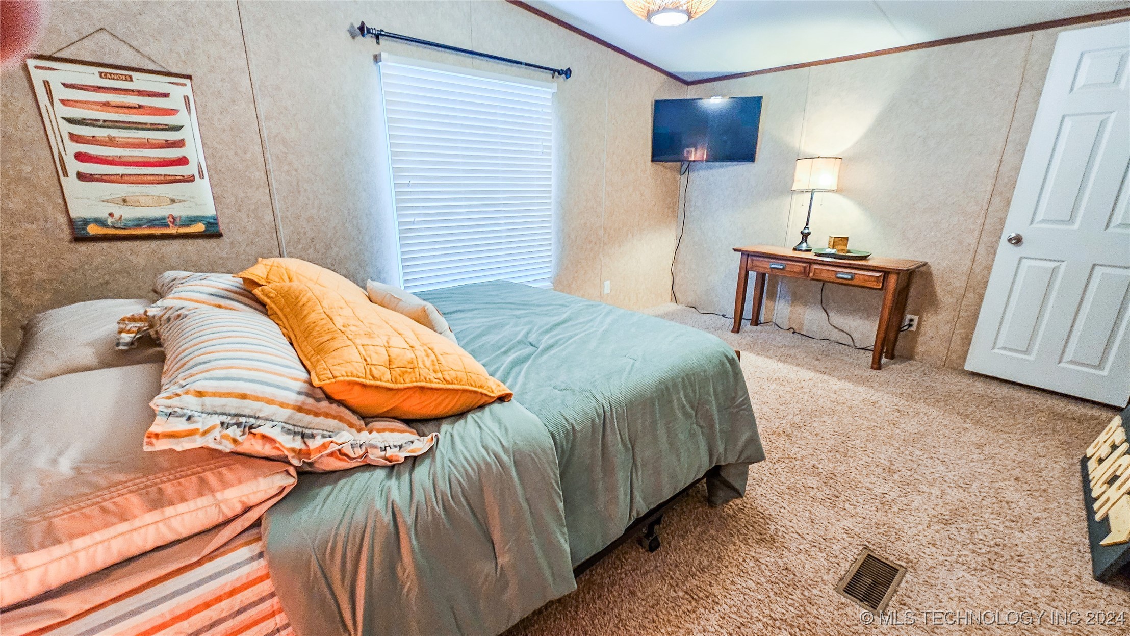 8 F Drive Property Photo 23