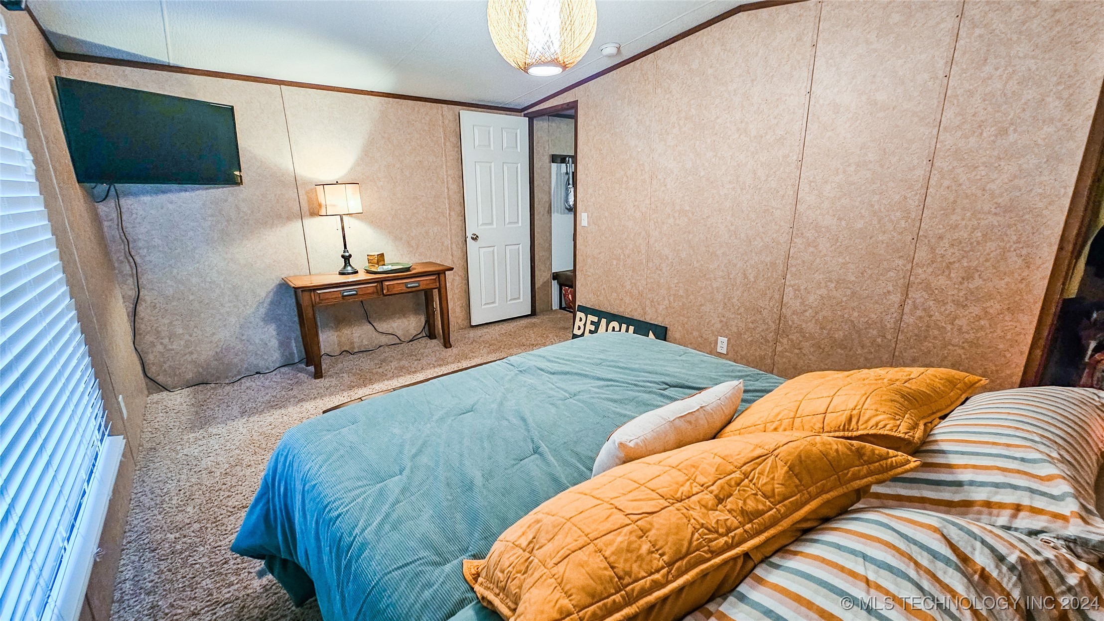 8 F Drive Property Photo 24