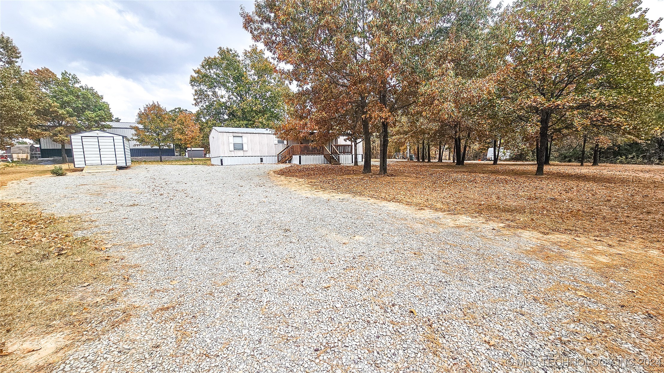 8 F Drive Property Photo 35