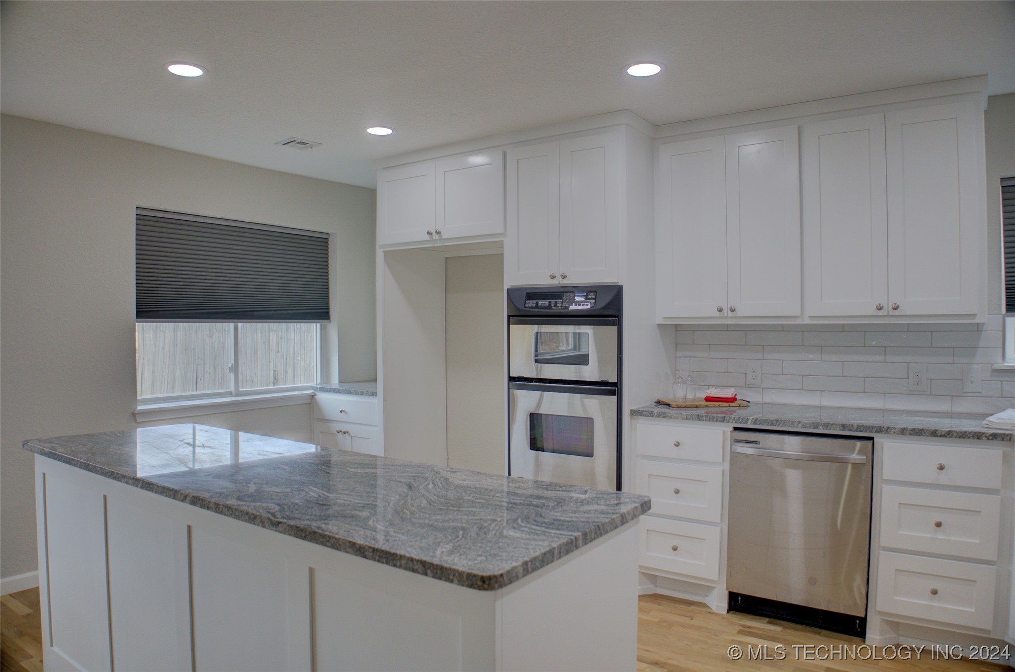 1404 W Indianola Street Property Photo 20