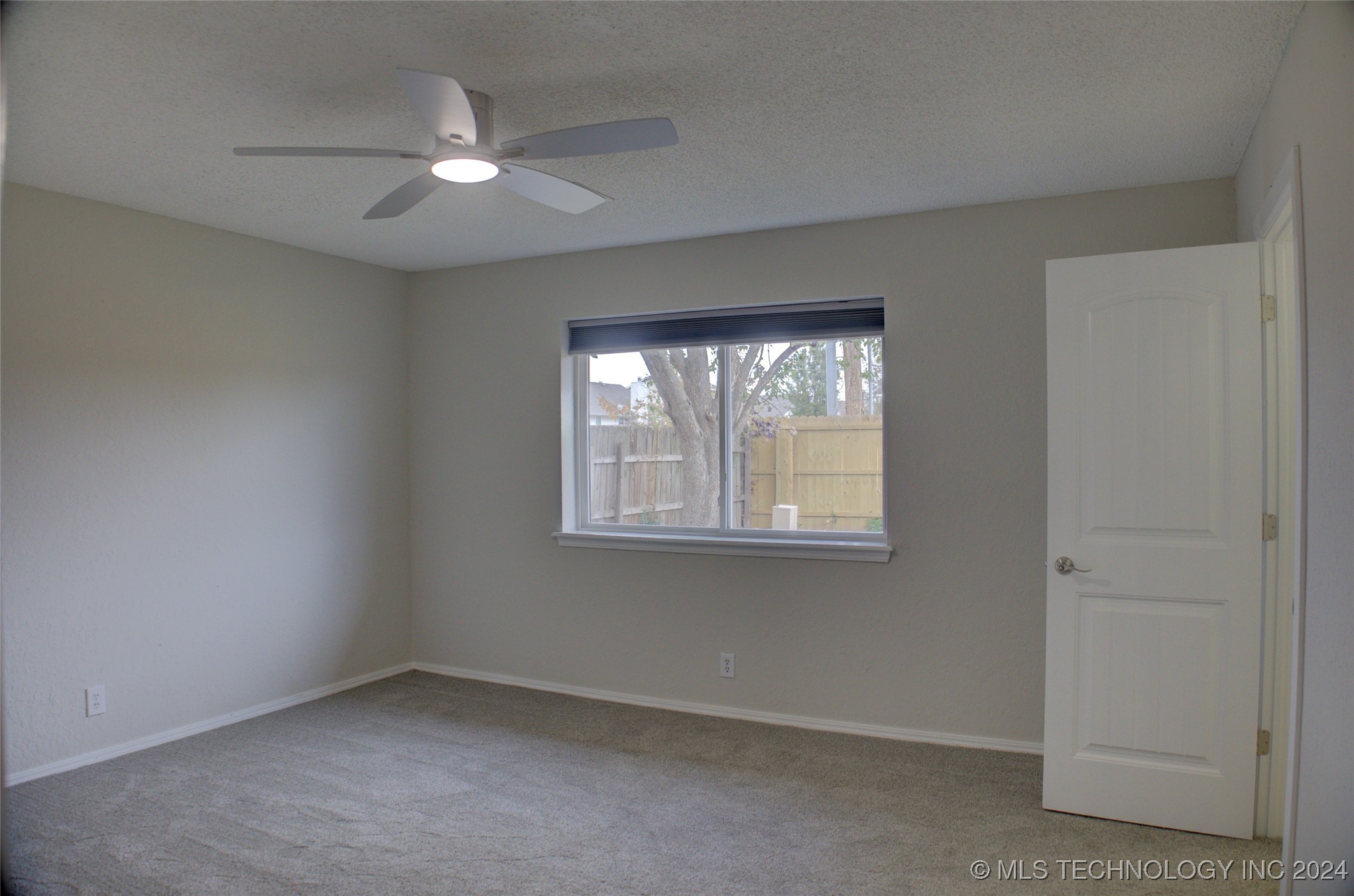 1404 W Indianola Street Property Photo 22