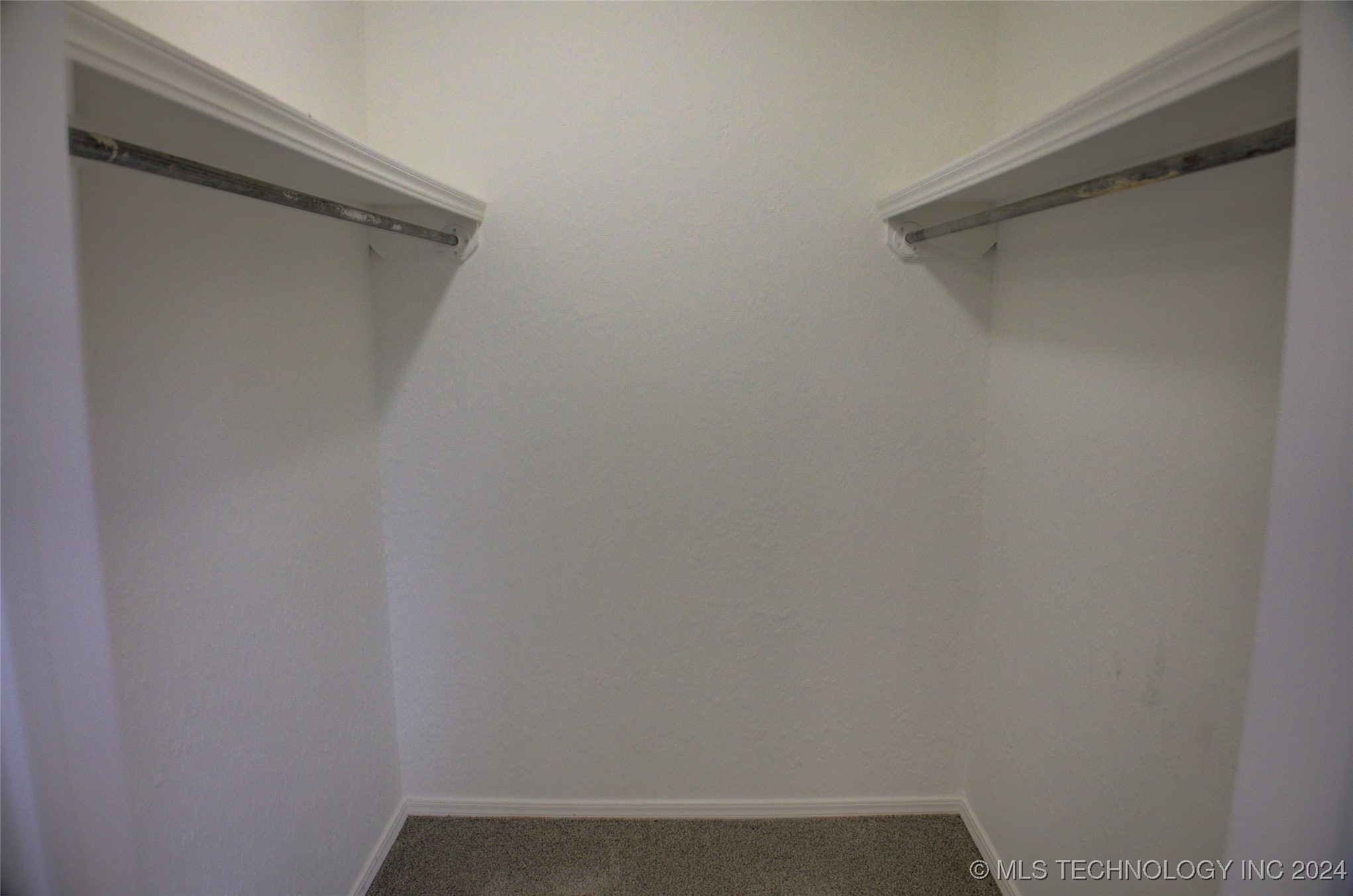 1404 W Indianola Street Property Photo 31