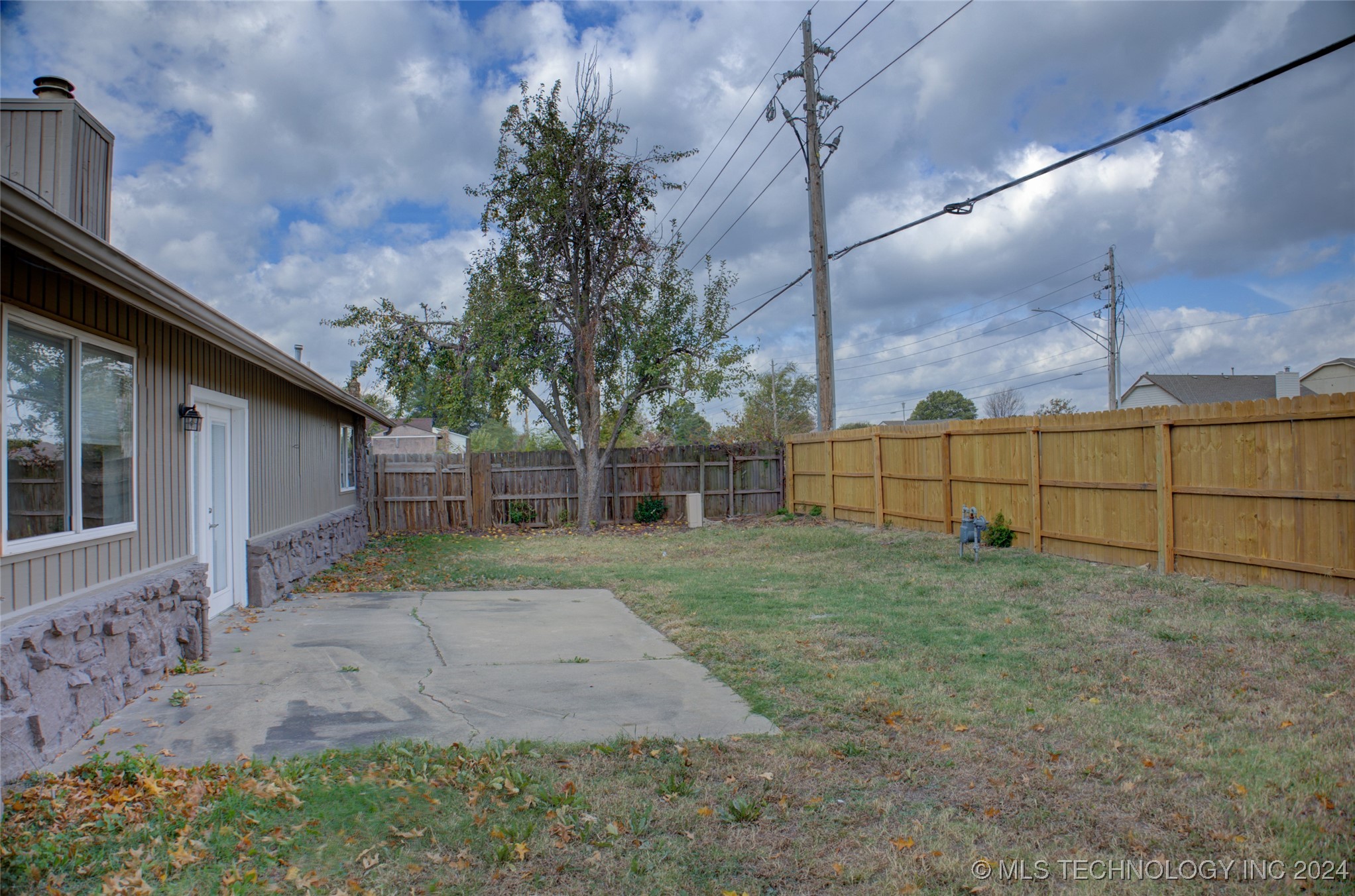 1404 W Indianola Street Property Photo 35