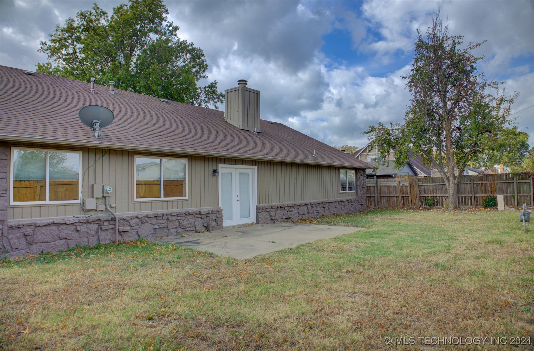 1404 W Indianola Street Property Photo 36