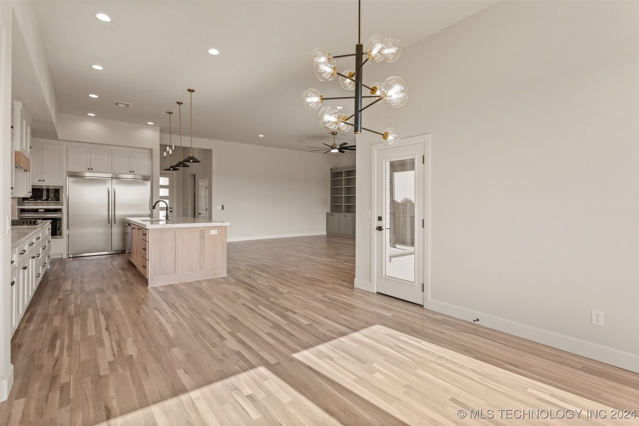 2956 E 146th Place S Property Photo 12
