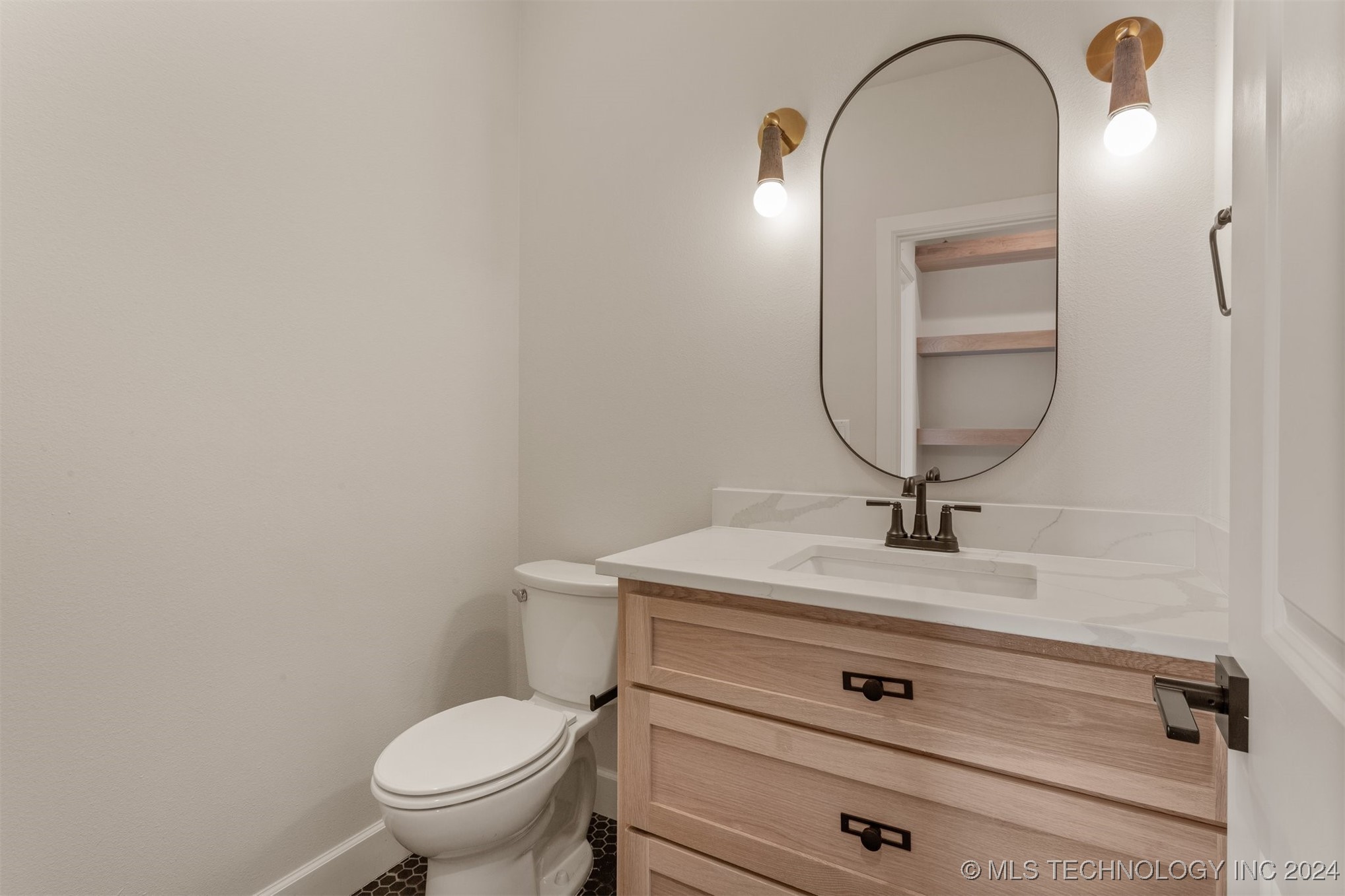 2956 E 146th Place S Property Photo 13