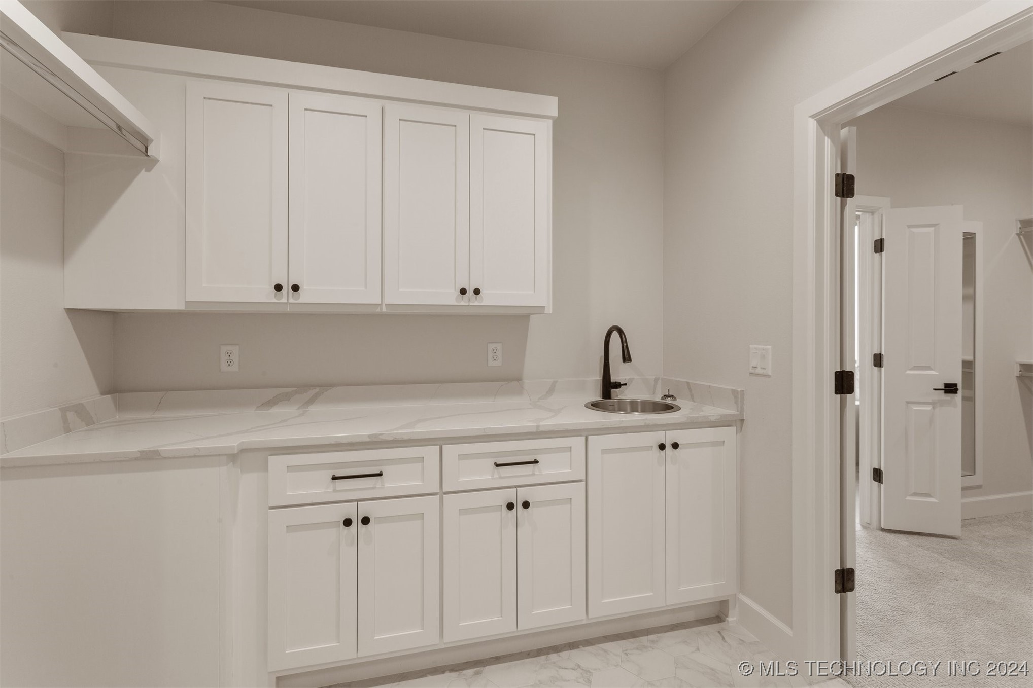 2956 E 146th Place S Property Photo 21