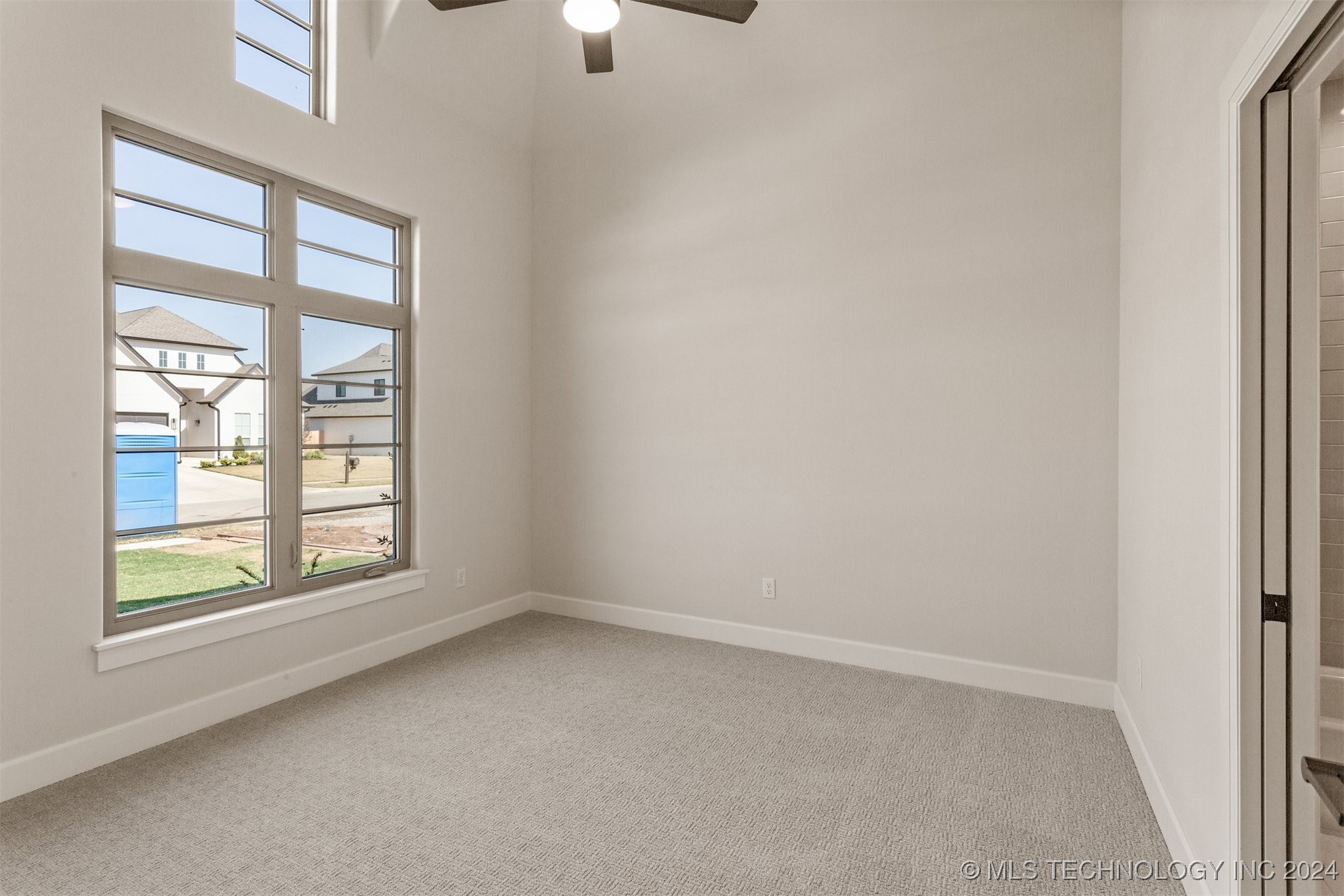 2956 E 146th Place S Property Photo 23
