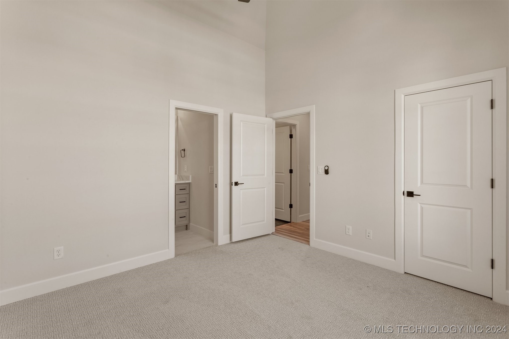 2956 E 146th Place S Property Photo 24